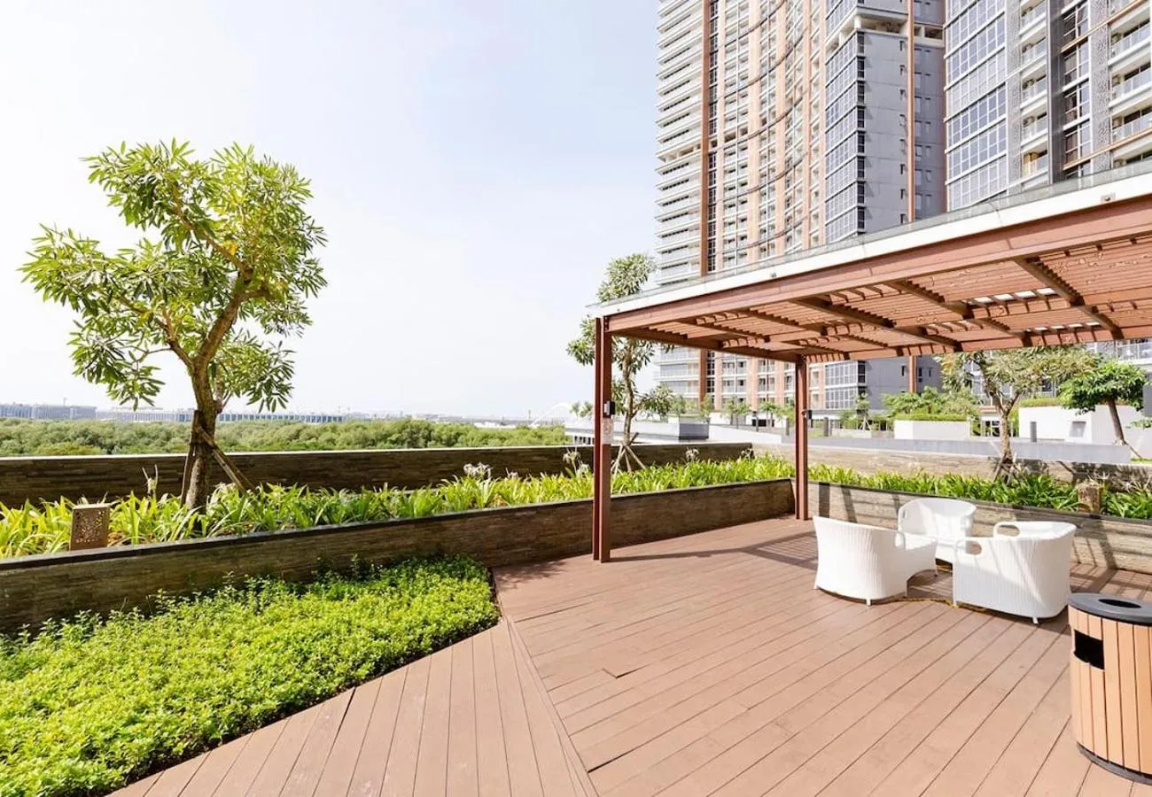 Seating area in Comfort and Luxury Private Room at Goldcoast PIK