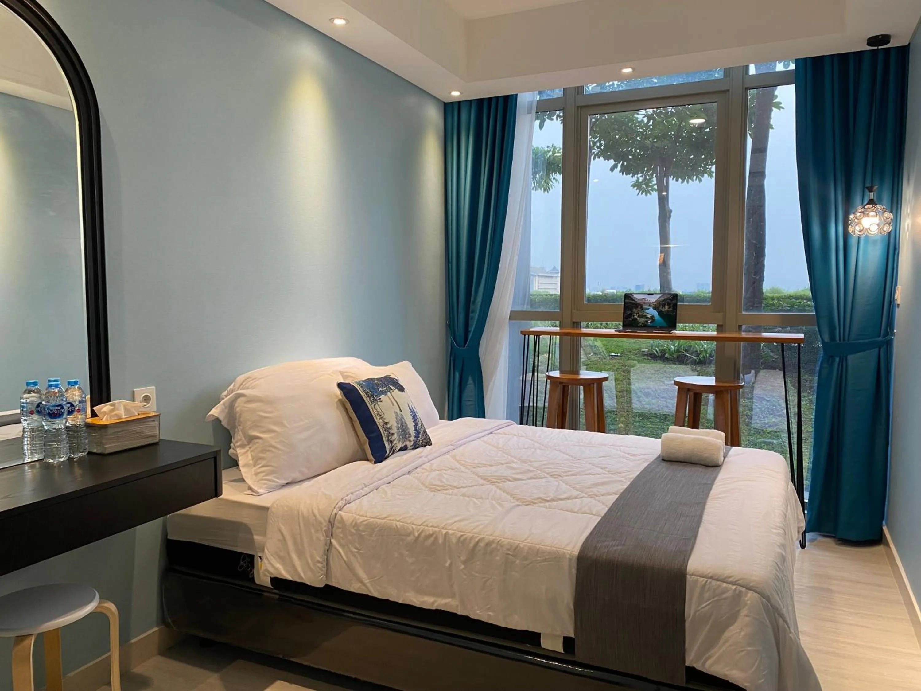 Bed in Comfort and Luxury Private Room at Goldcoast PIK