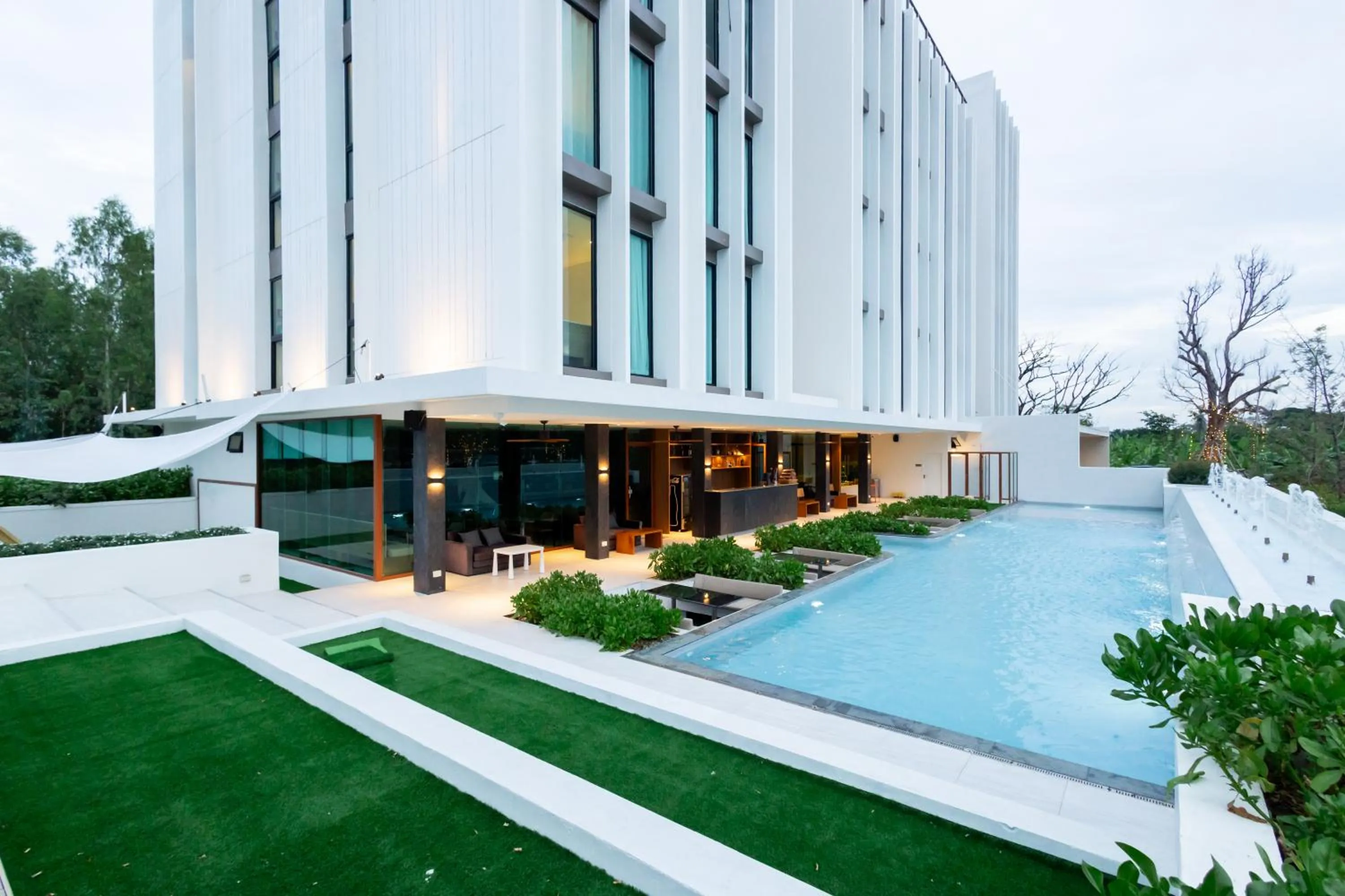 Property building in GOOD Nakhonsawan Hotel