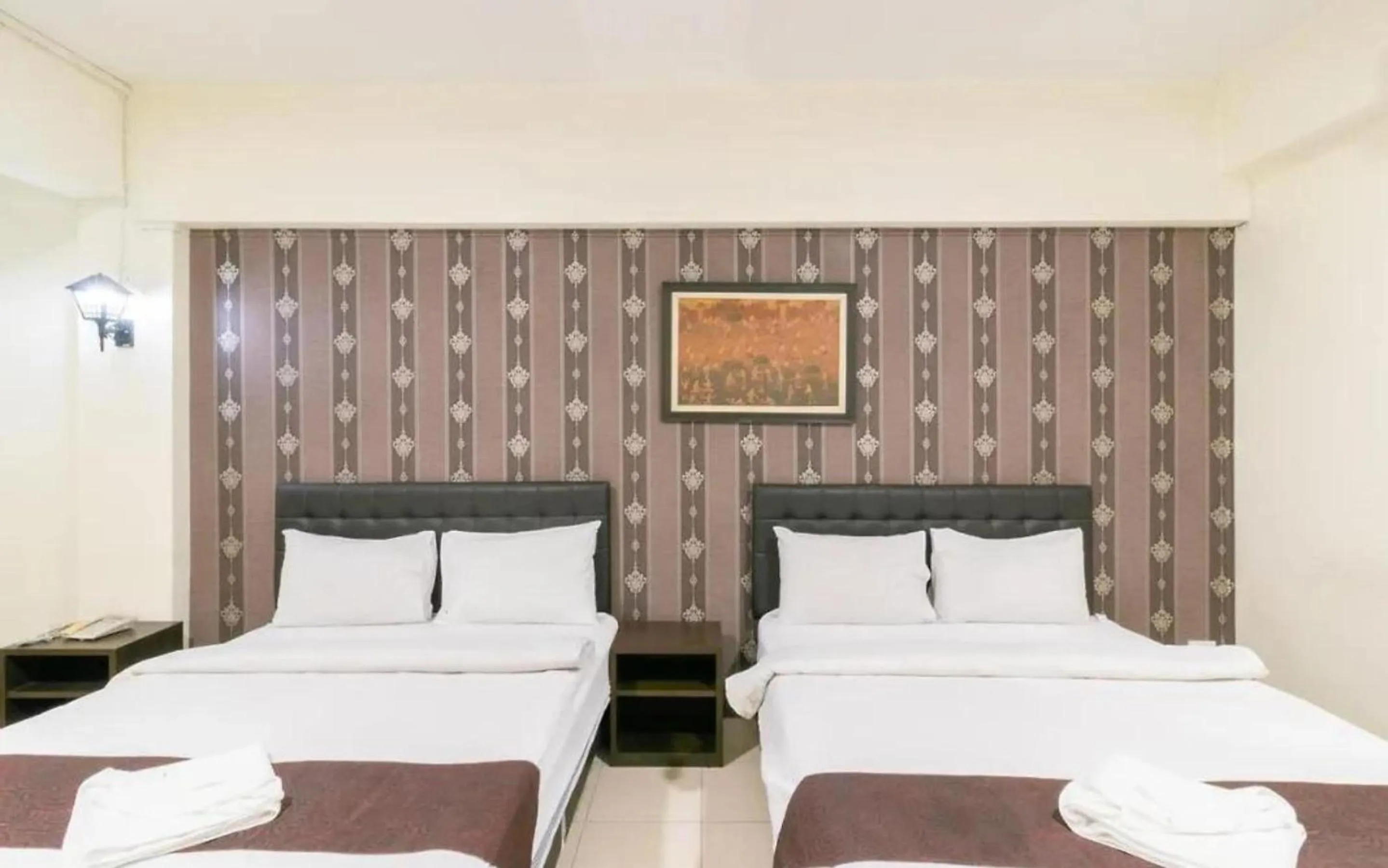 Bedroom, Bed in B9 Airport Resident