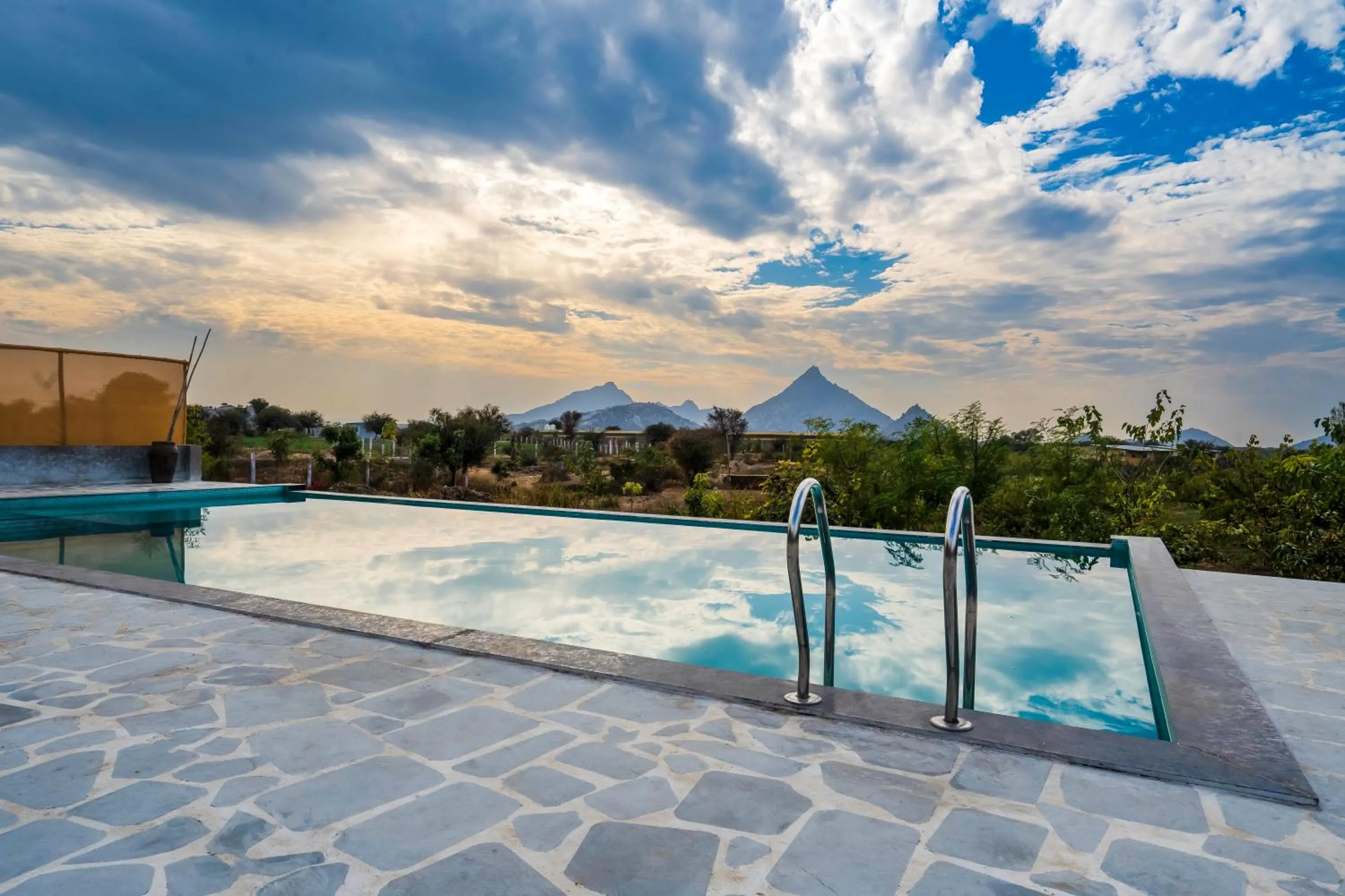 Swimming pool in KURJA Jawai