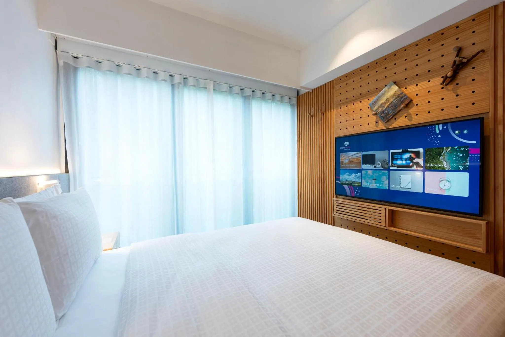 Photo of the whole room, Bed in Shama Hub Metro South Hong Kong