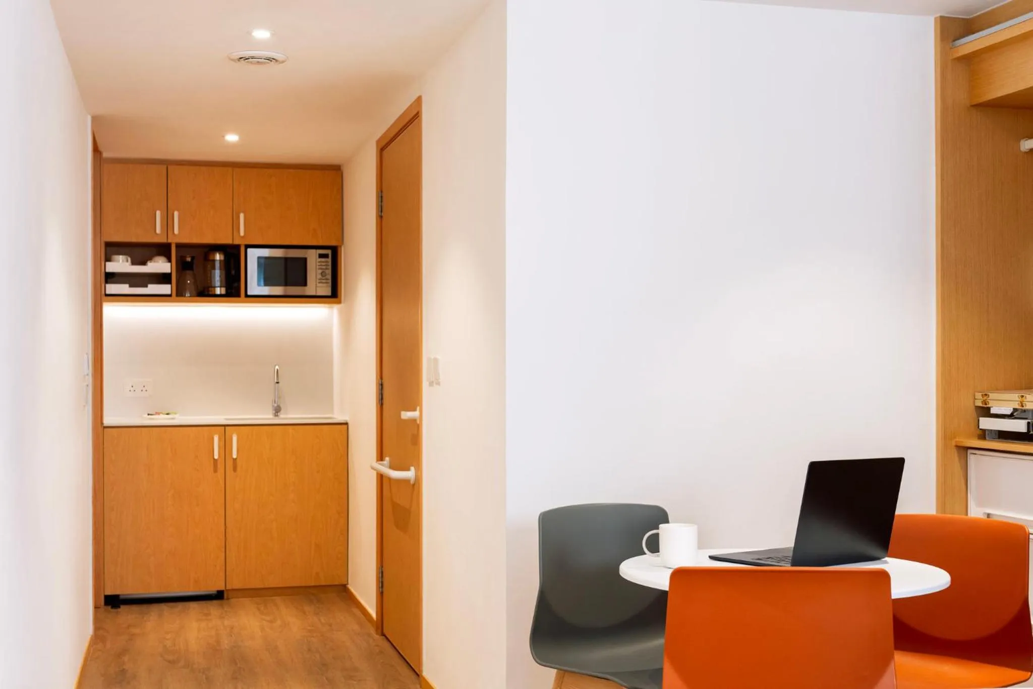 Photo of the whole room in Shama Hub Metro South Hong Kong