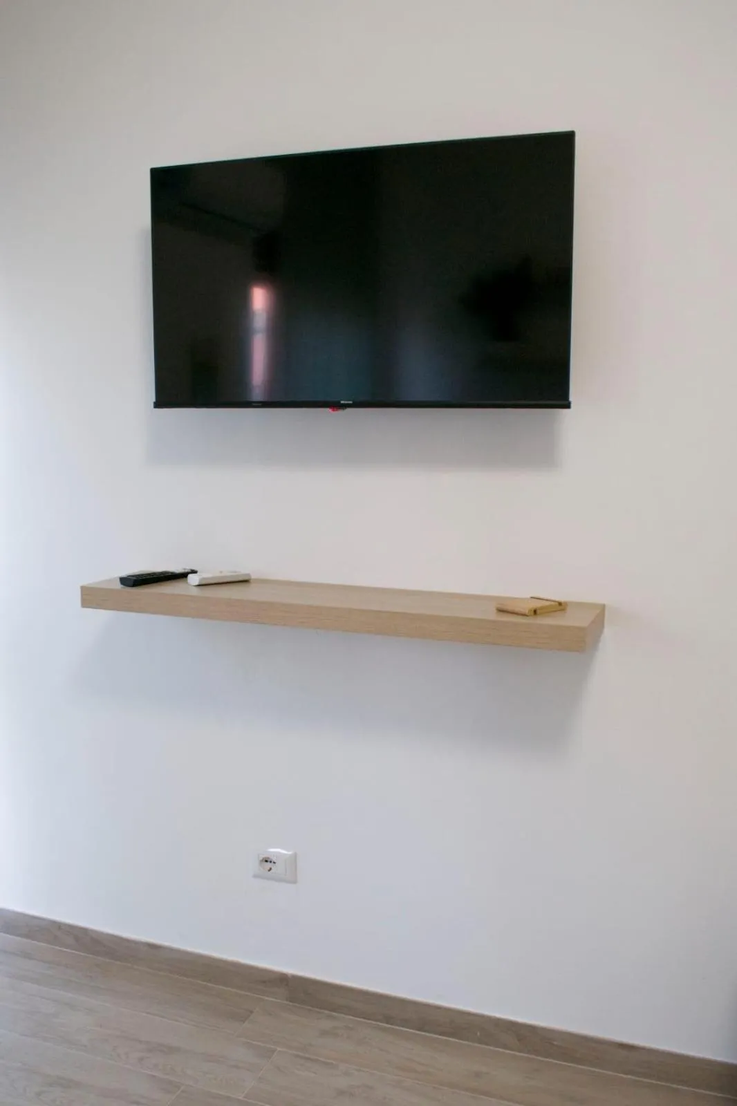 TV and multimedia in Maison 37