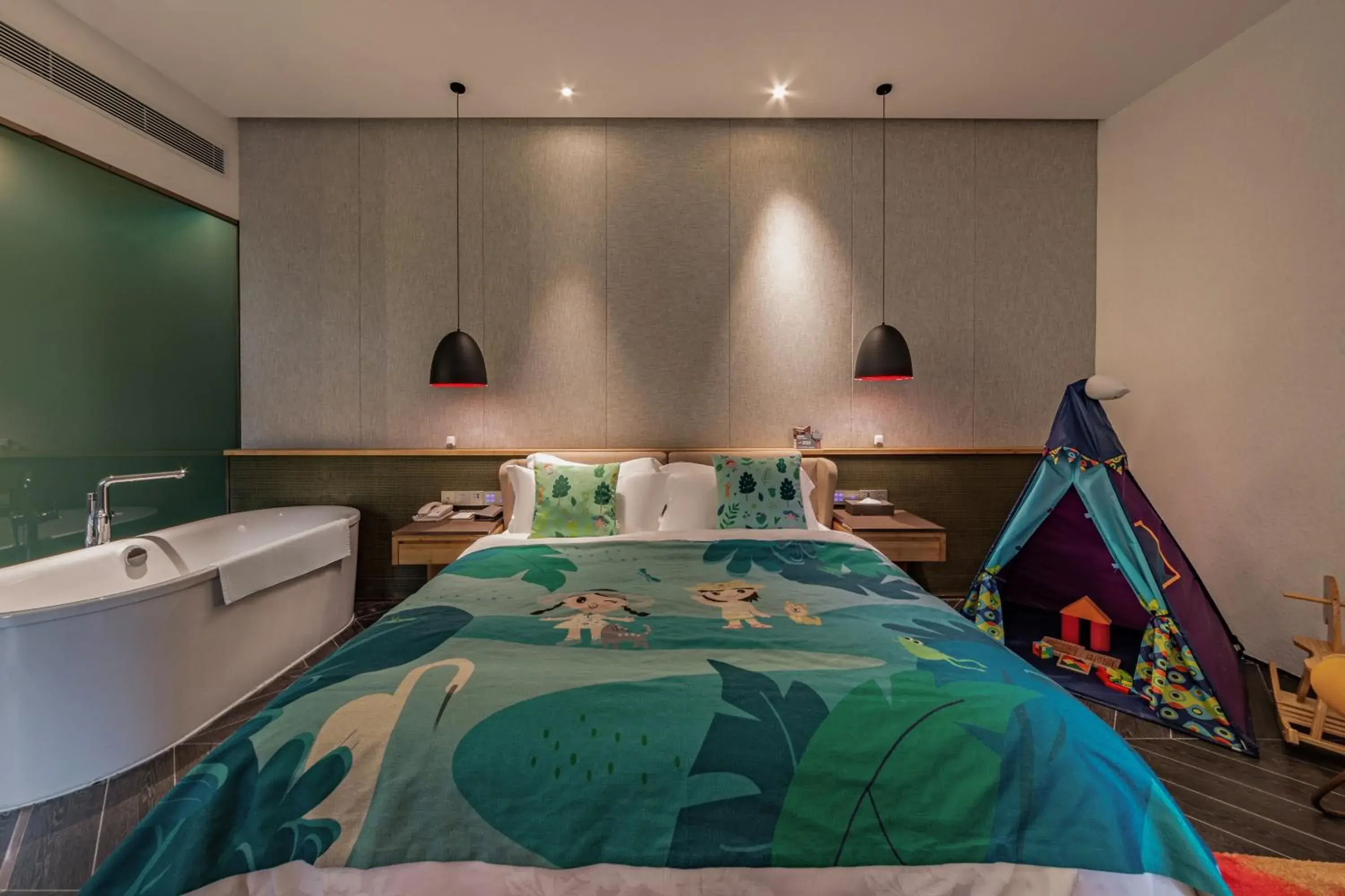 Deluxe Queen Suite in Nanxianglou Art Hotel Deluxe Queen Suite in Nanxianglou Art Hotel