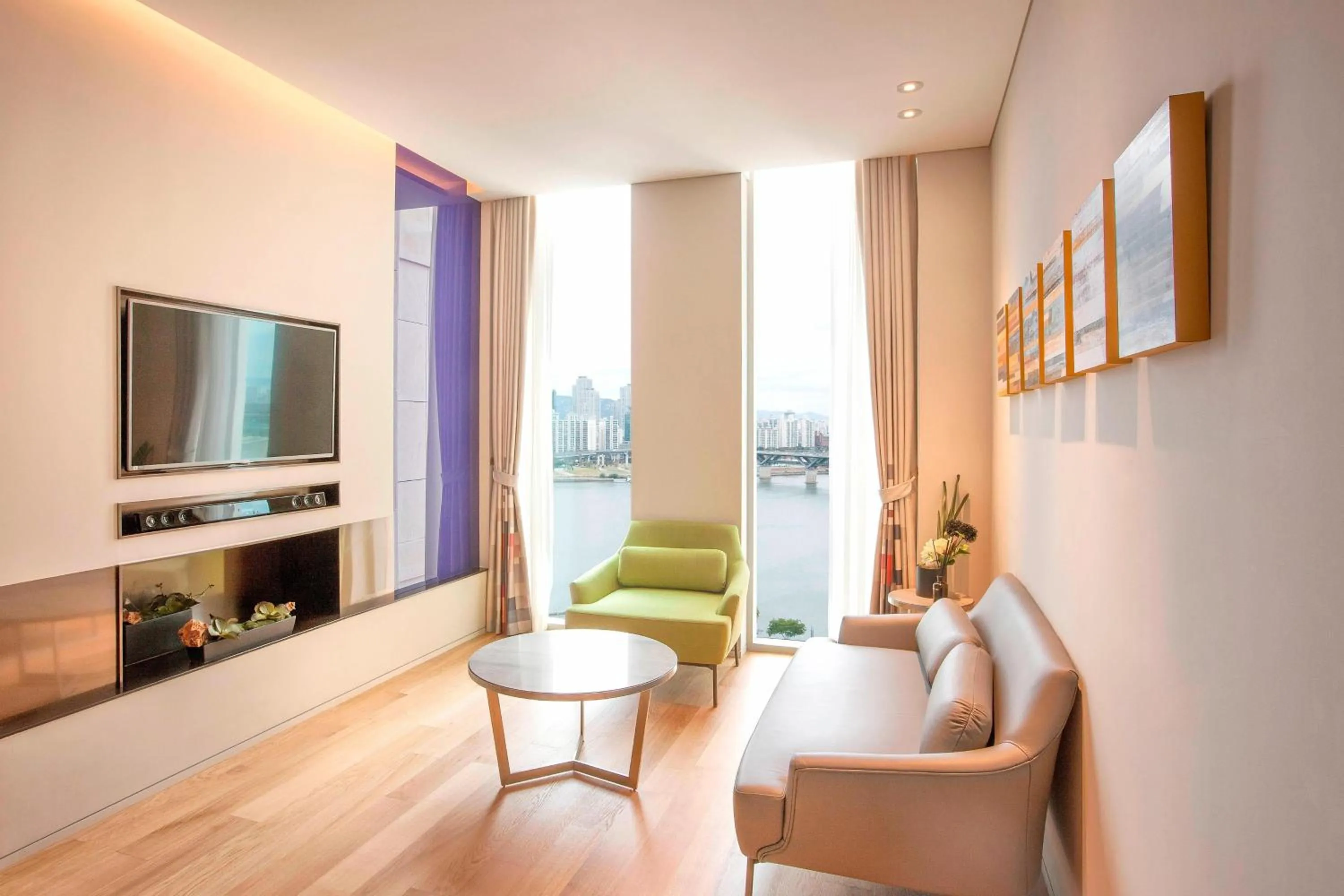 Living room in Aloft Seoul Gangnam