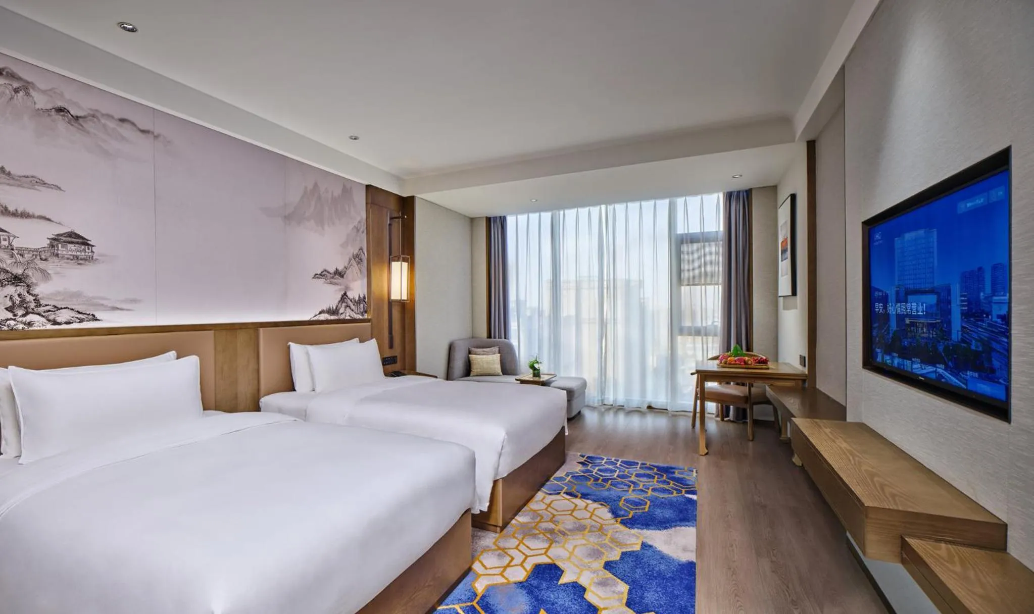 Photo of the whole room, Bed in Crowne Plaza Chengdu Wuhou by IHG