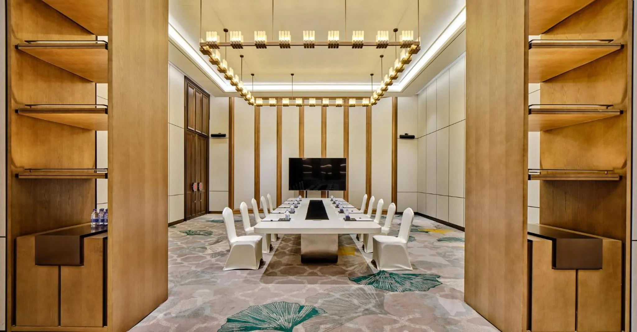 Meeting/conference room in Crowne Plaza Chengdu Wuhou by IHG