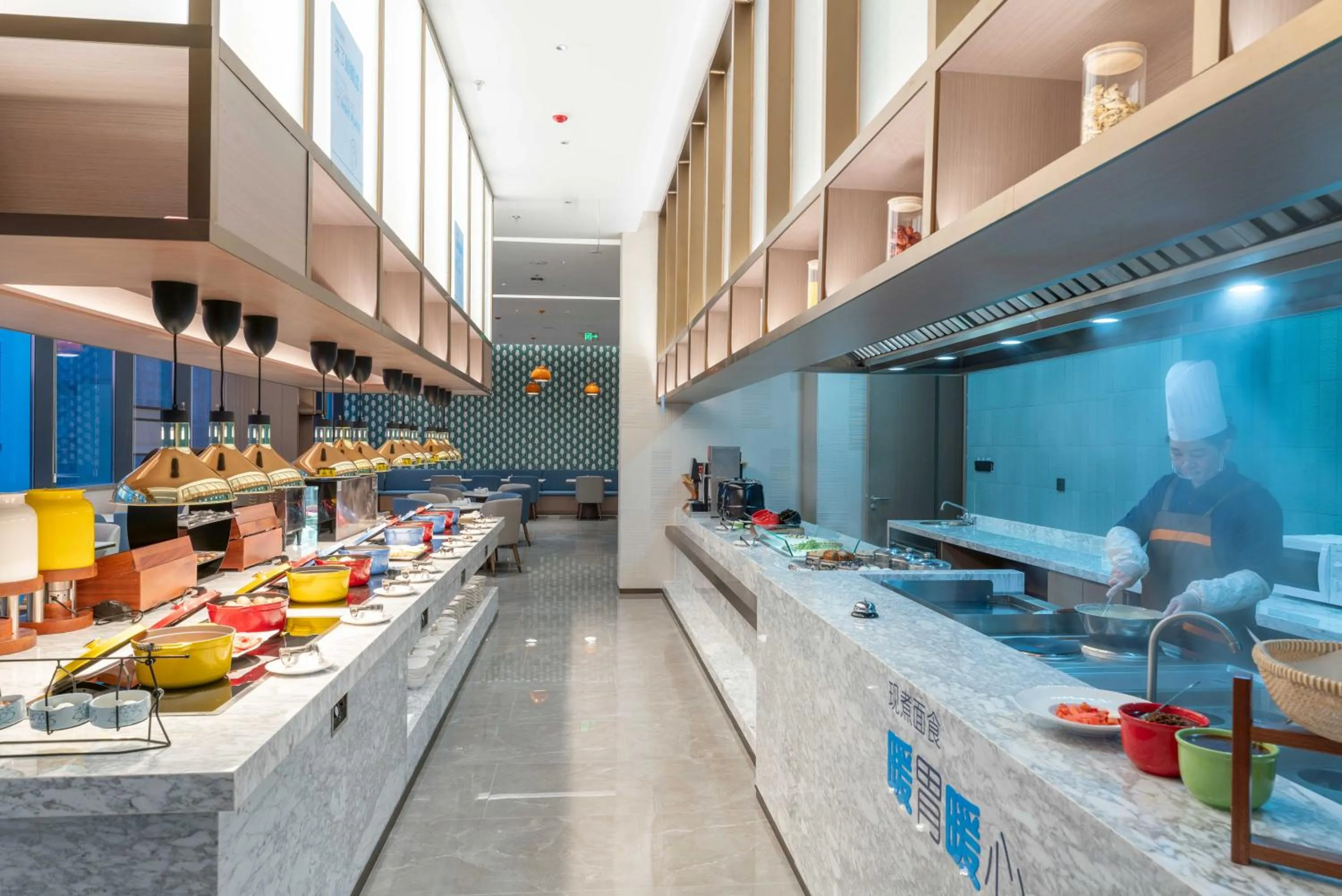 Breakfast in Holiday Inn Express Bazhong Center by IHG