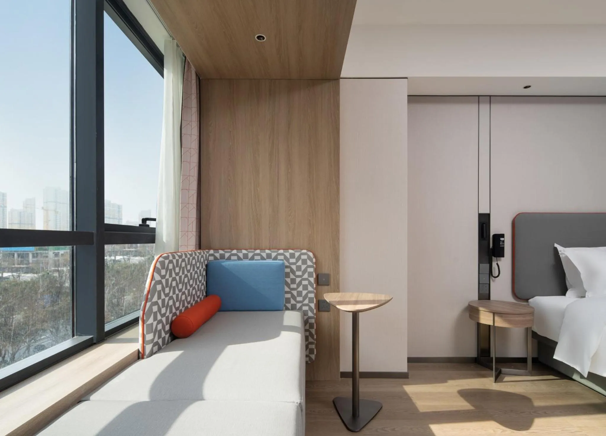 Photo of the whole room in Holiday Inn Express Xi'an Aerospace Town by IHG