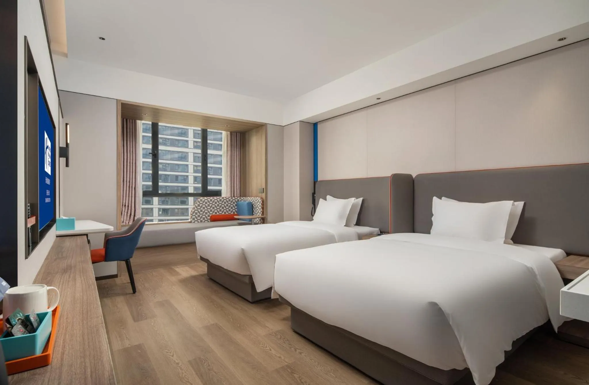 Photo of the whole room in Holiday Inn Express Xi'an Aerospace Town by IHG