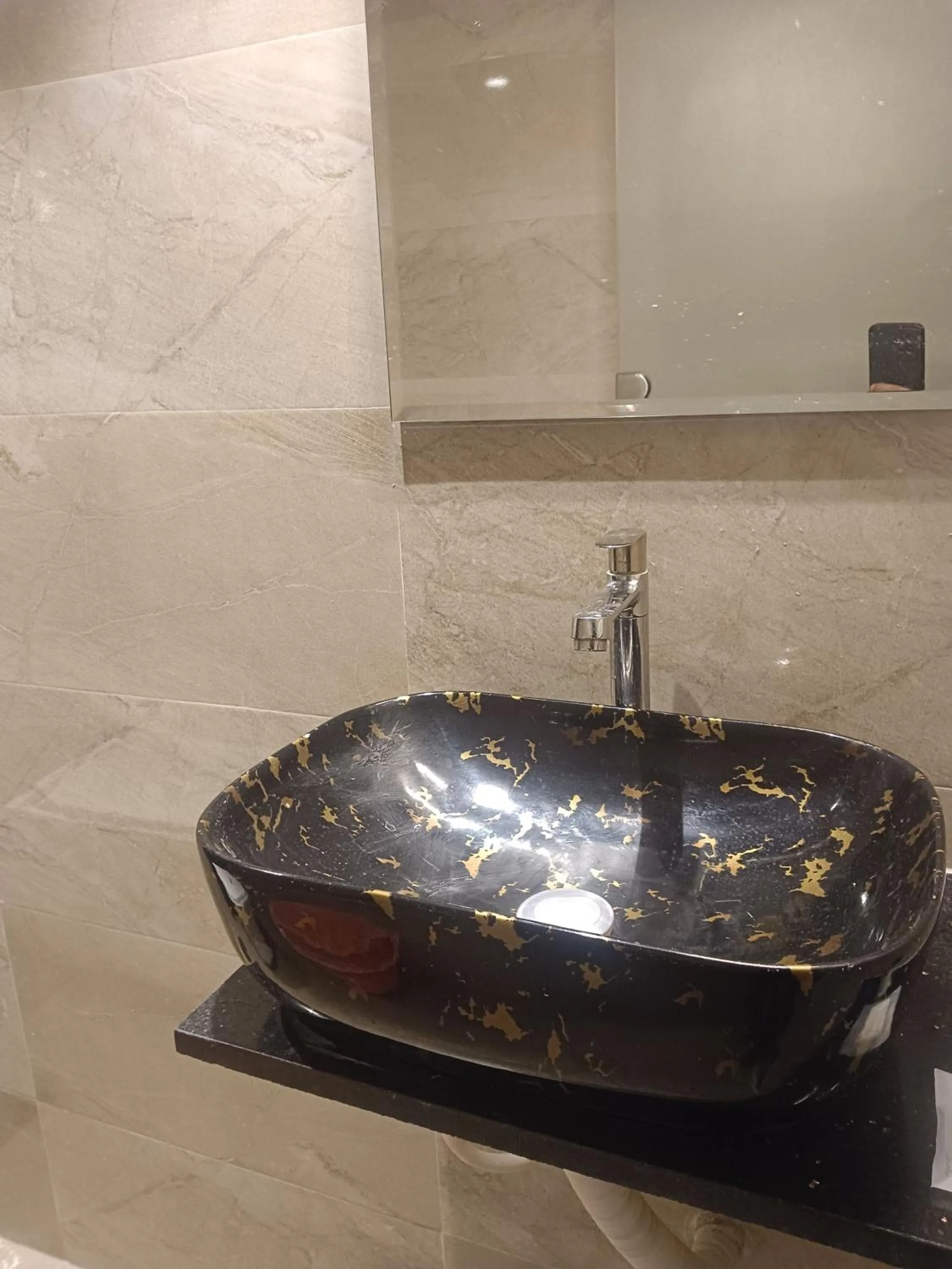Bathroom in Grand Dyad Hotel - Near Kokilaben Hospital Andheri West