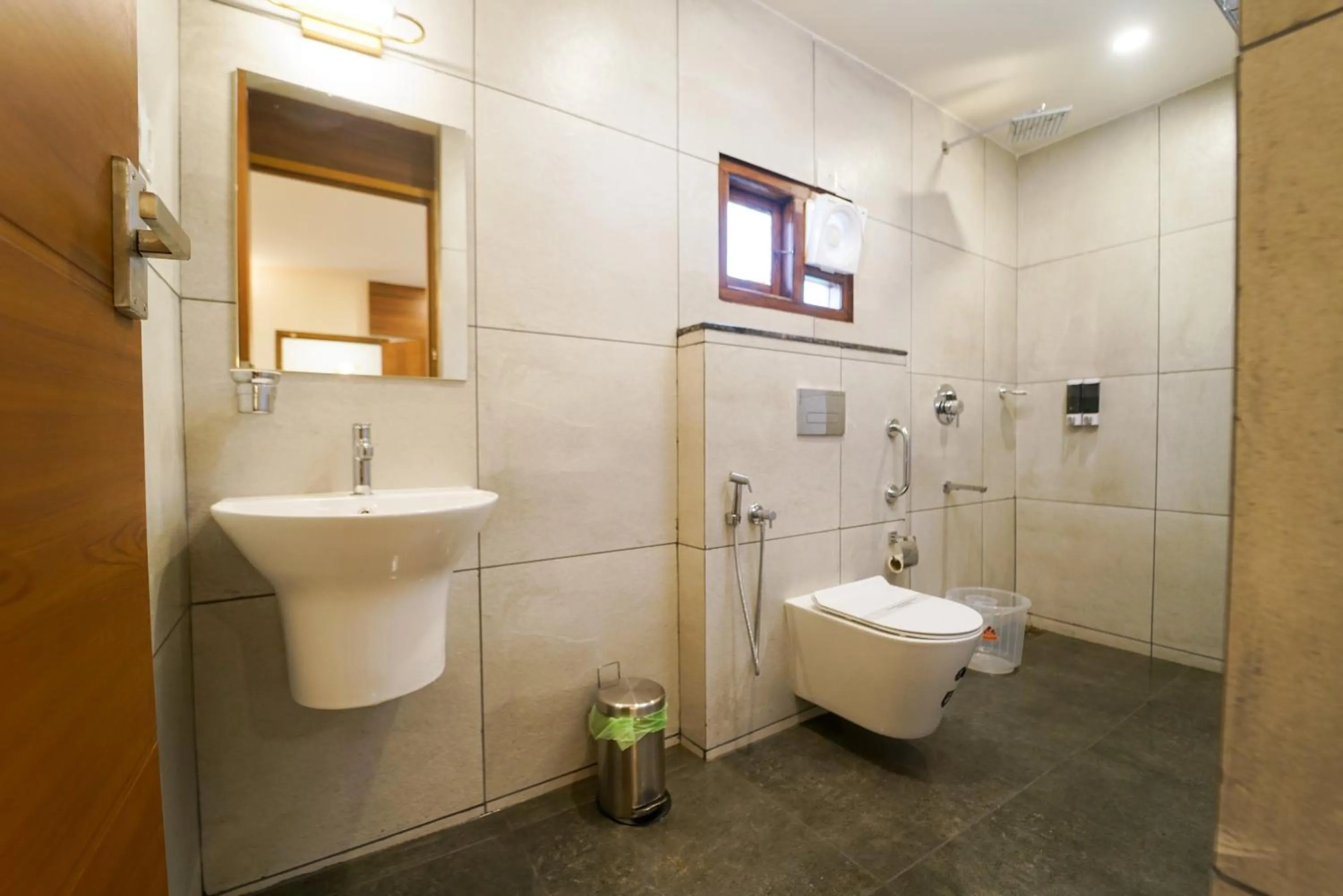 Bathroom in Grand Plaza Inn