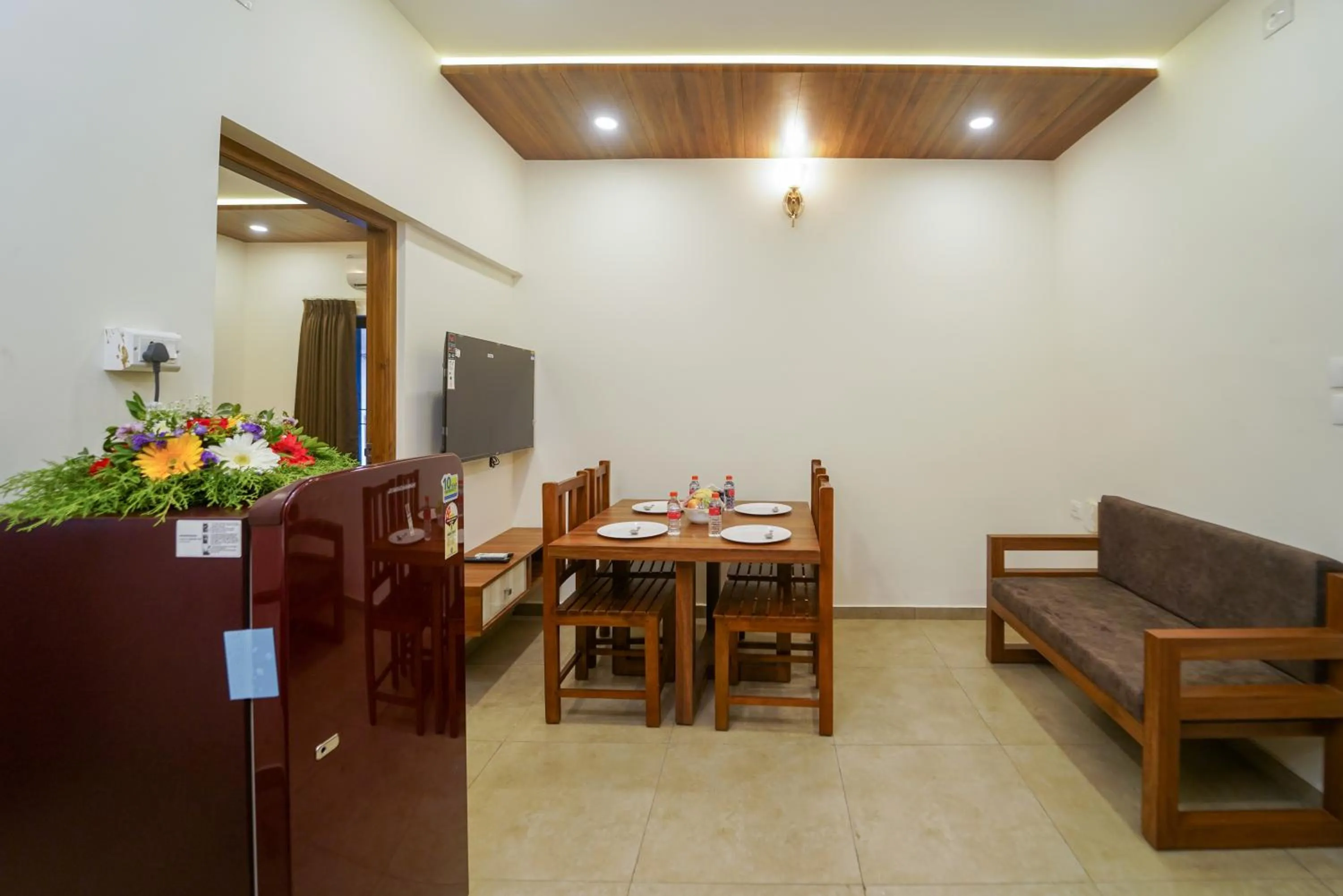 Living room in Grand Plaza Inn