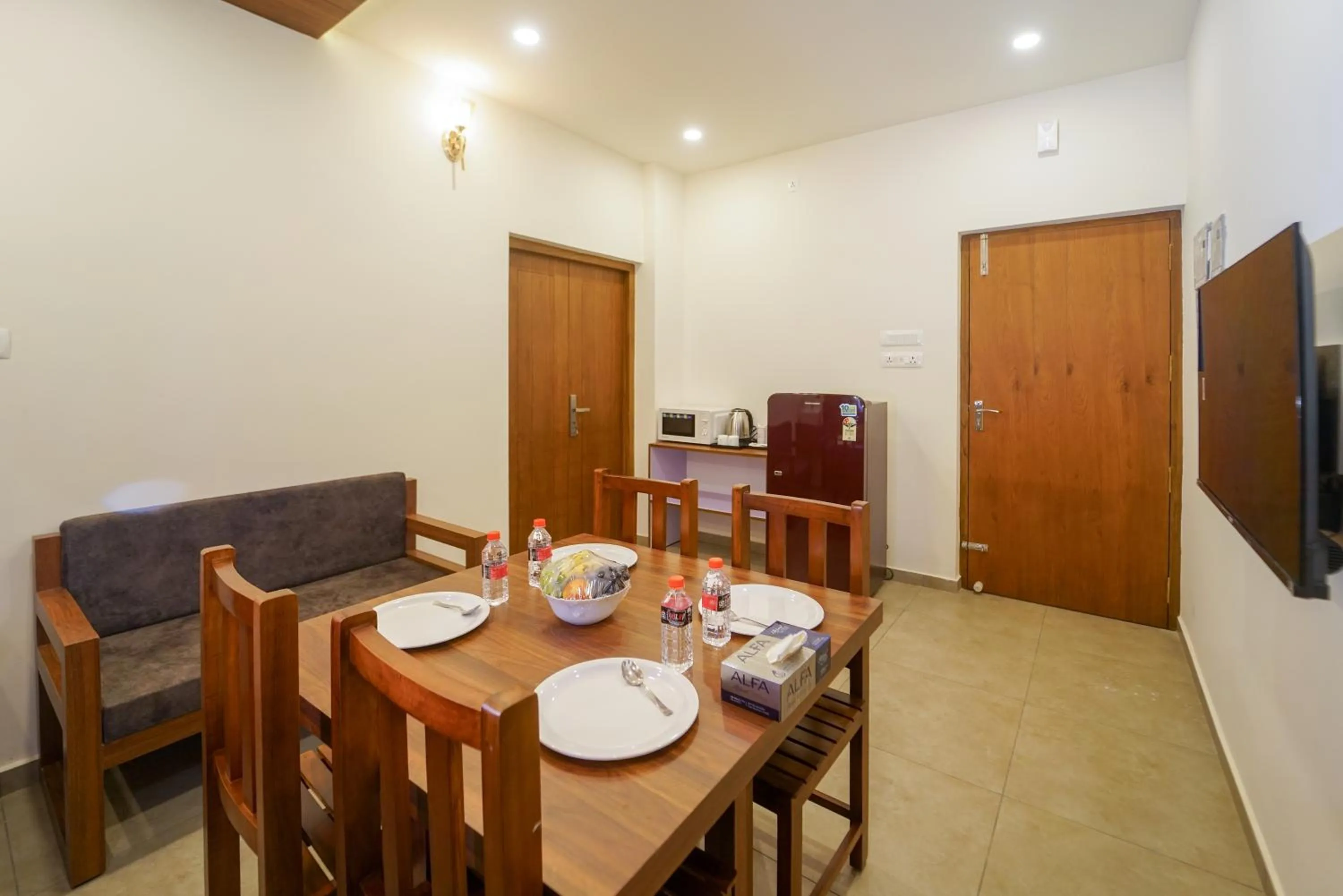 Dining area in Grand Plaza Inn