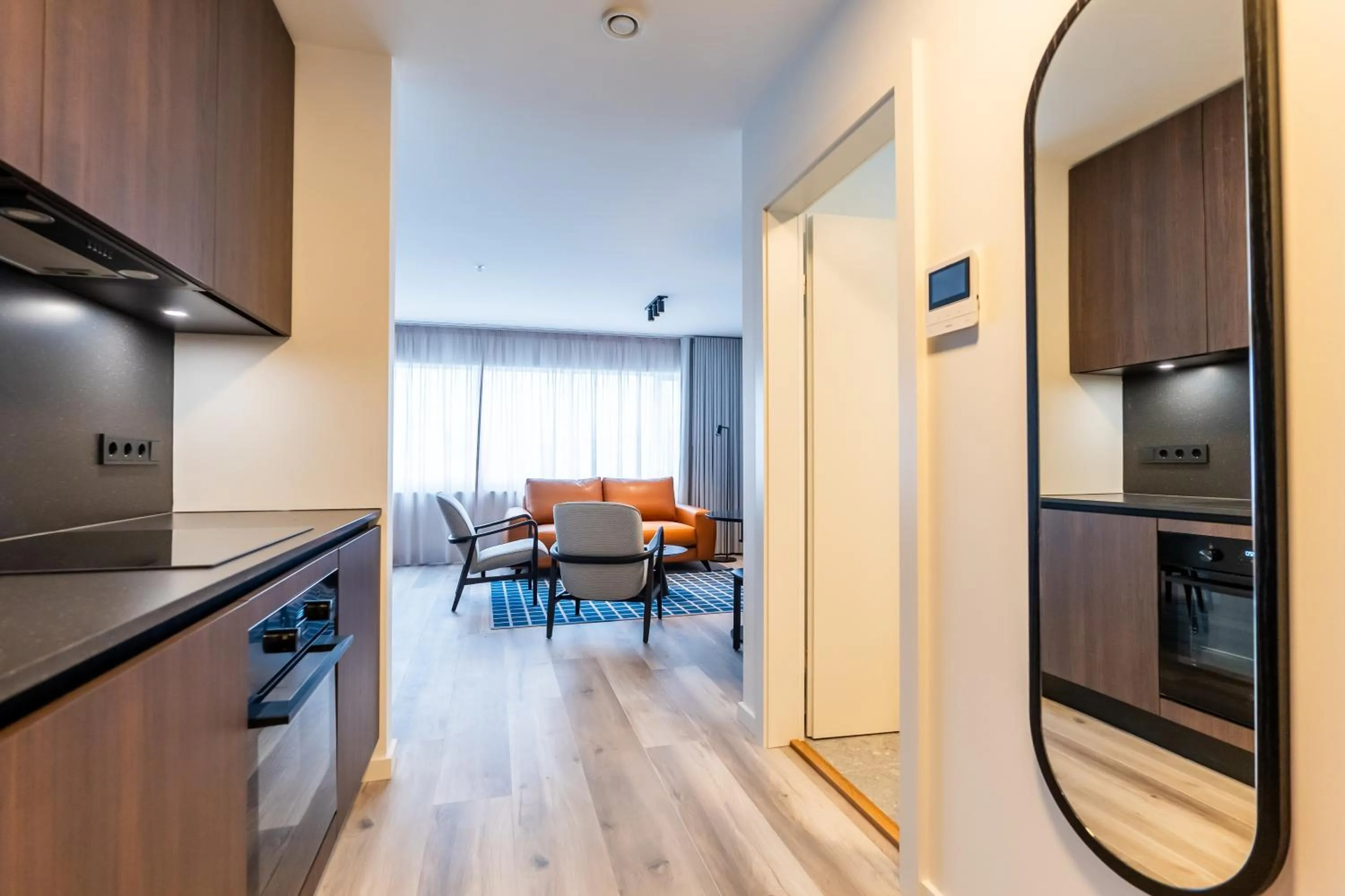 Kitchen or kitchenette in Hlemmur Suites