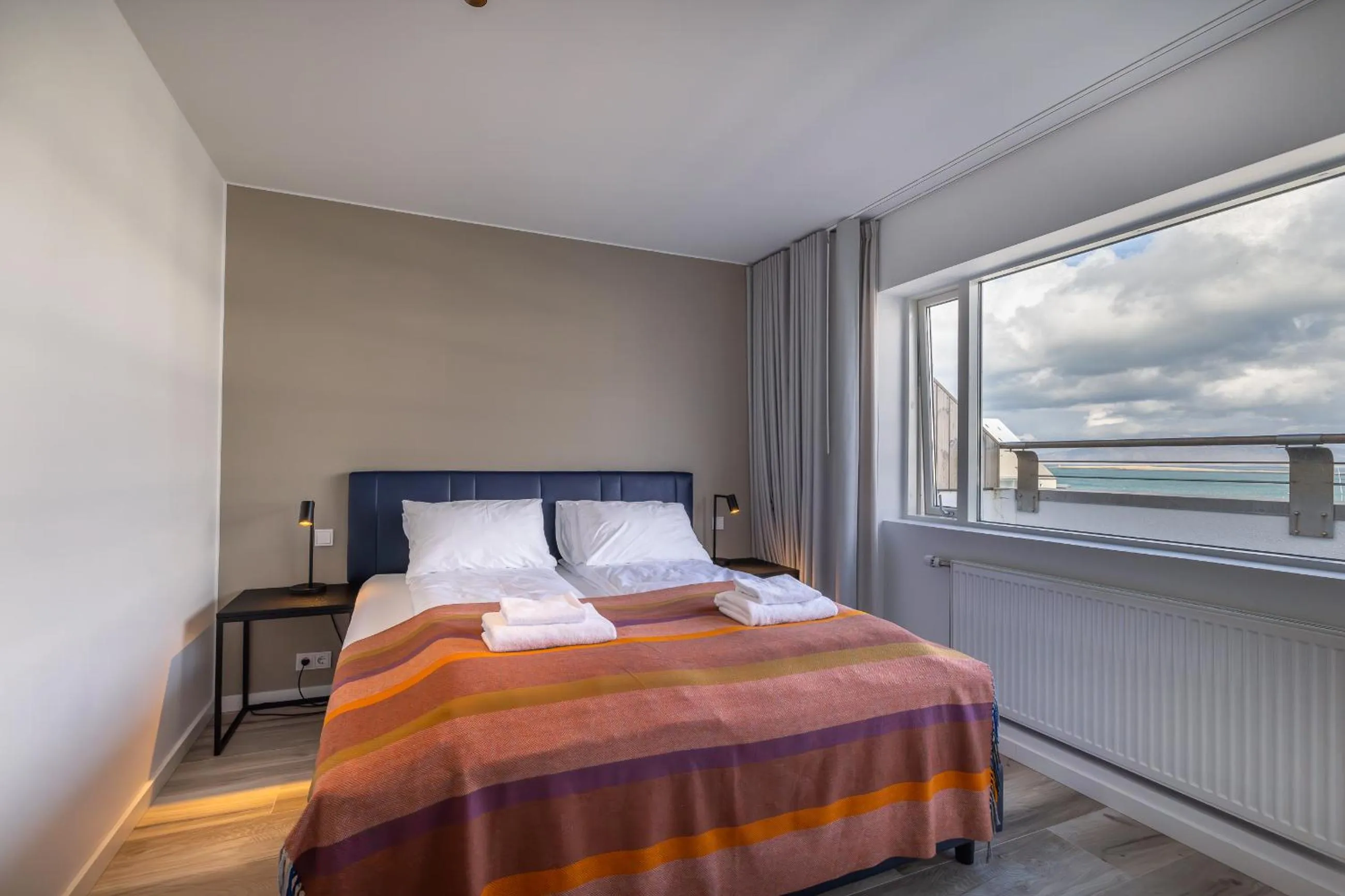 Bed in Hlemmur Suites