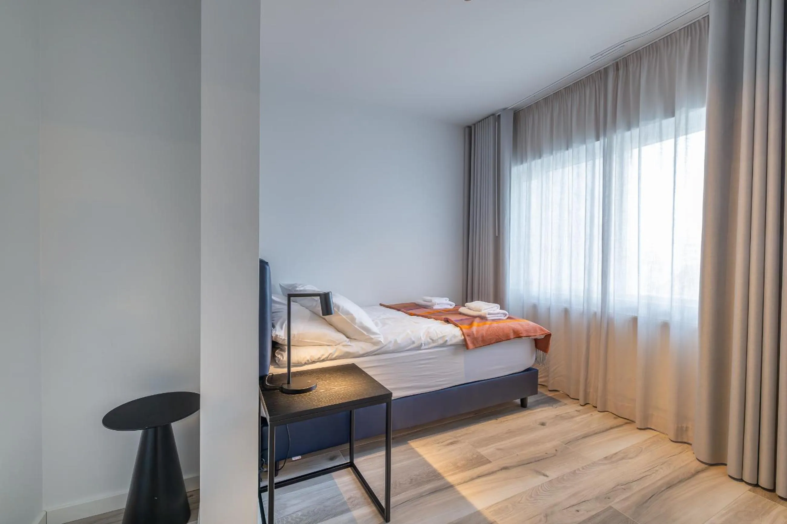 Bedroom, Bed in Hlemmur Suites