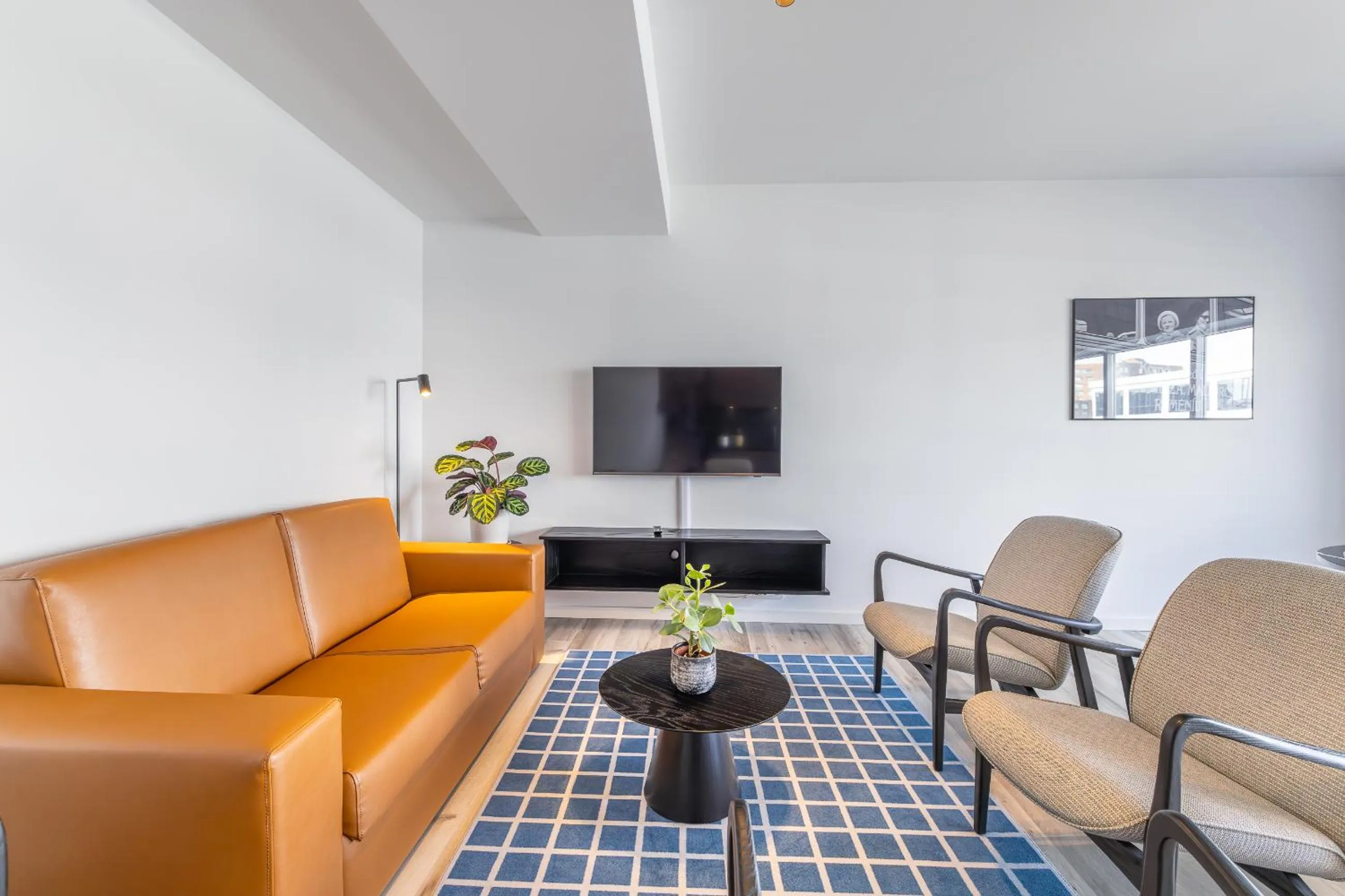 Living room in Hlemmur Suites