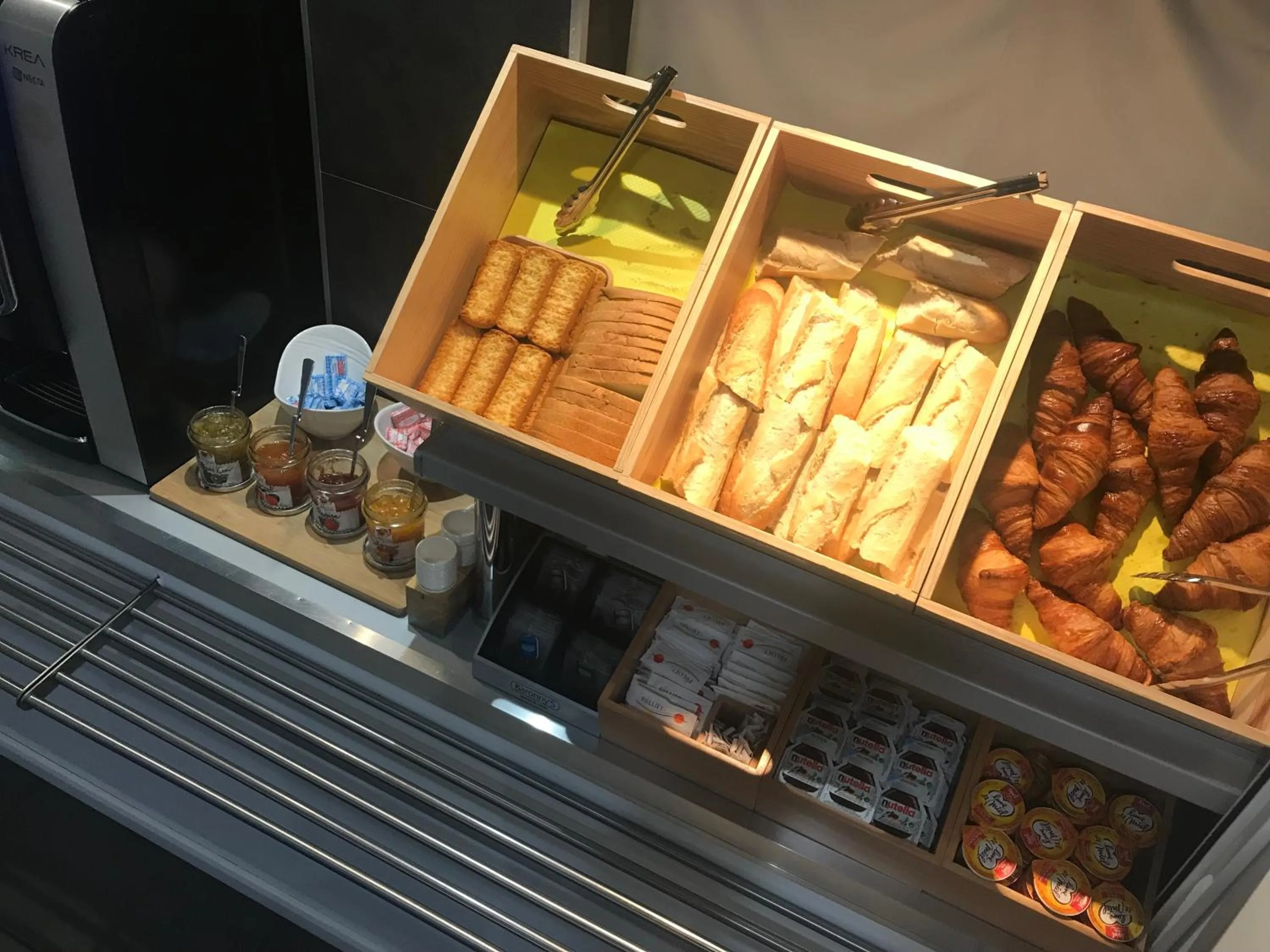 Buffet breakfast in HOTEL Belfort Bessoncourt