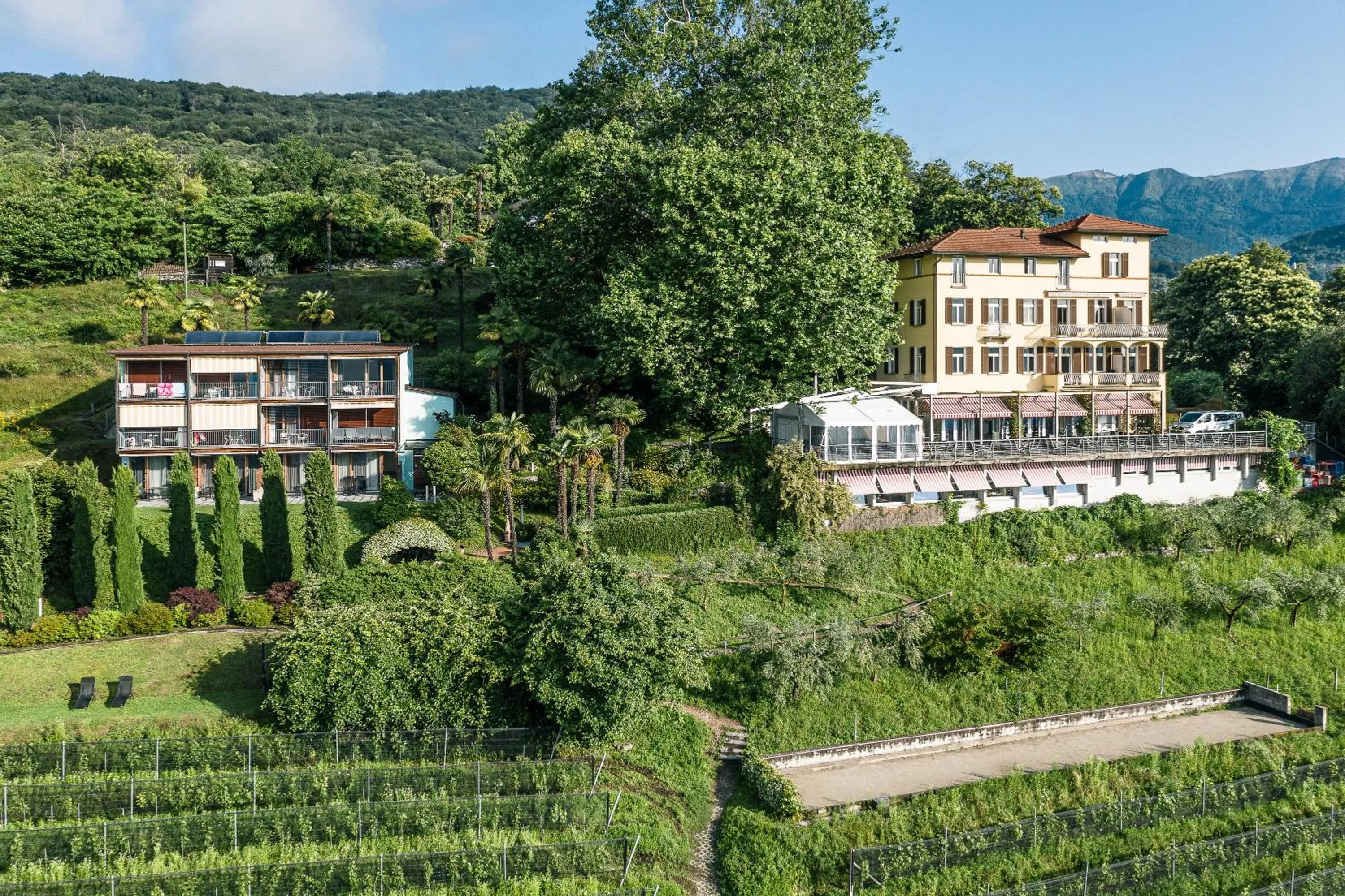 Property building in Paladina Hotel