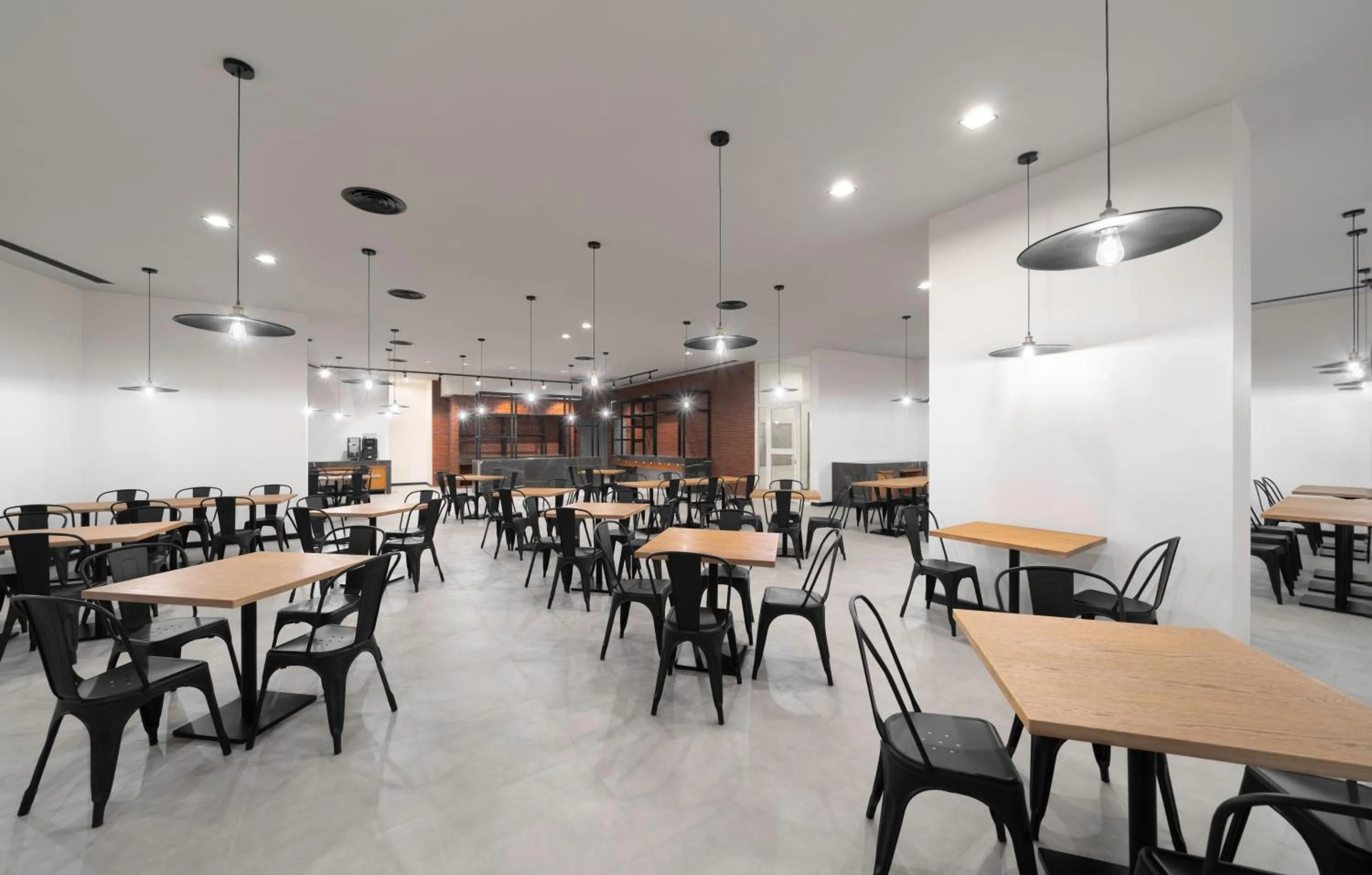 Restaurant/places to eat in Park Inn by Radisson Makkah Thakher Algharbi