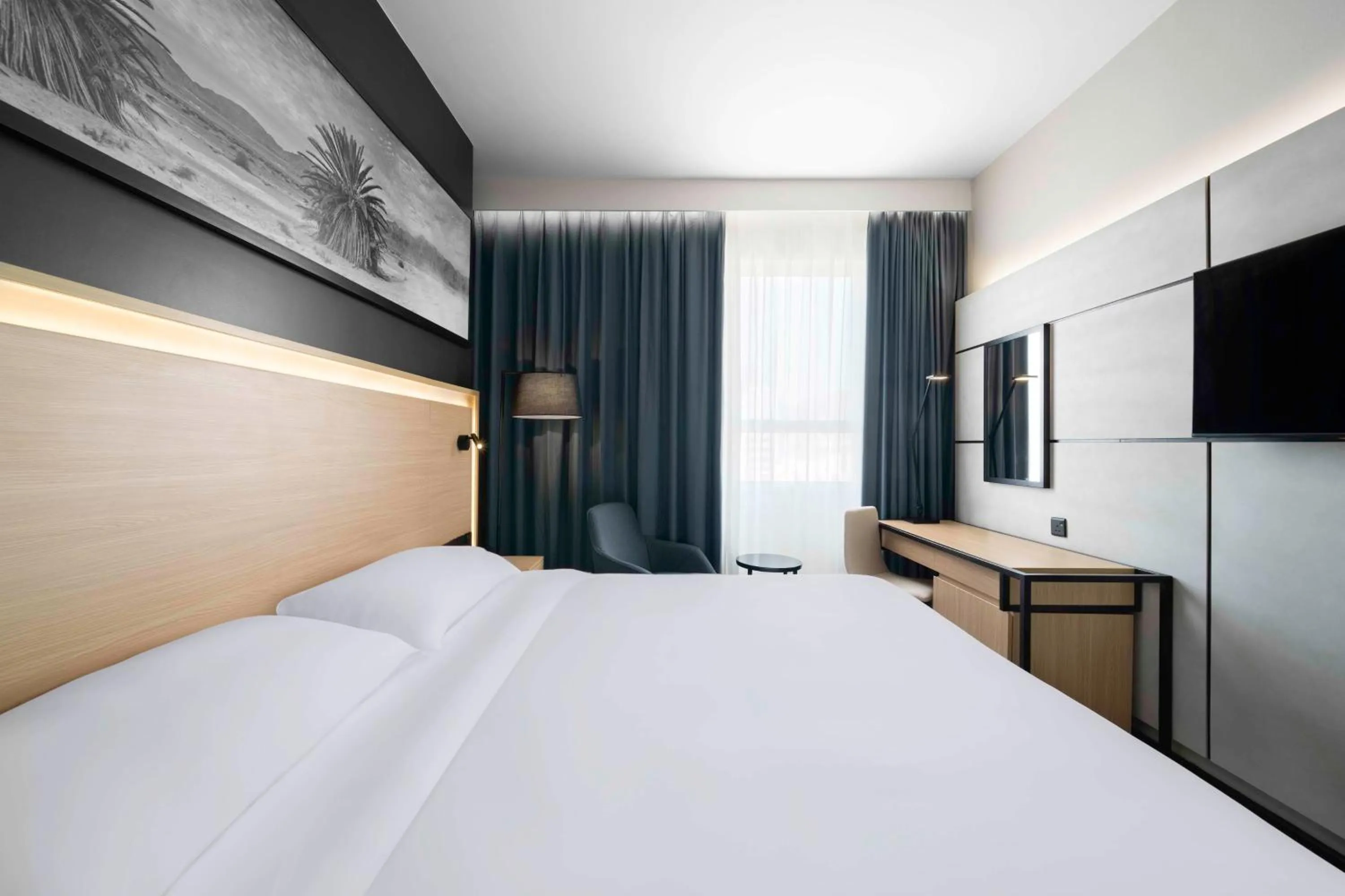 Bedroom, Bed in Park Inn by Radisson Makkah Thakher Algharbi
