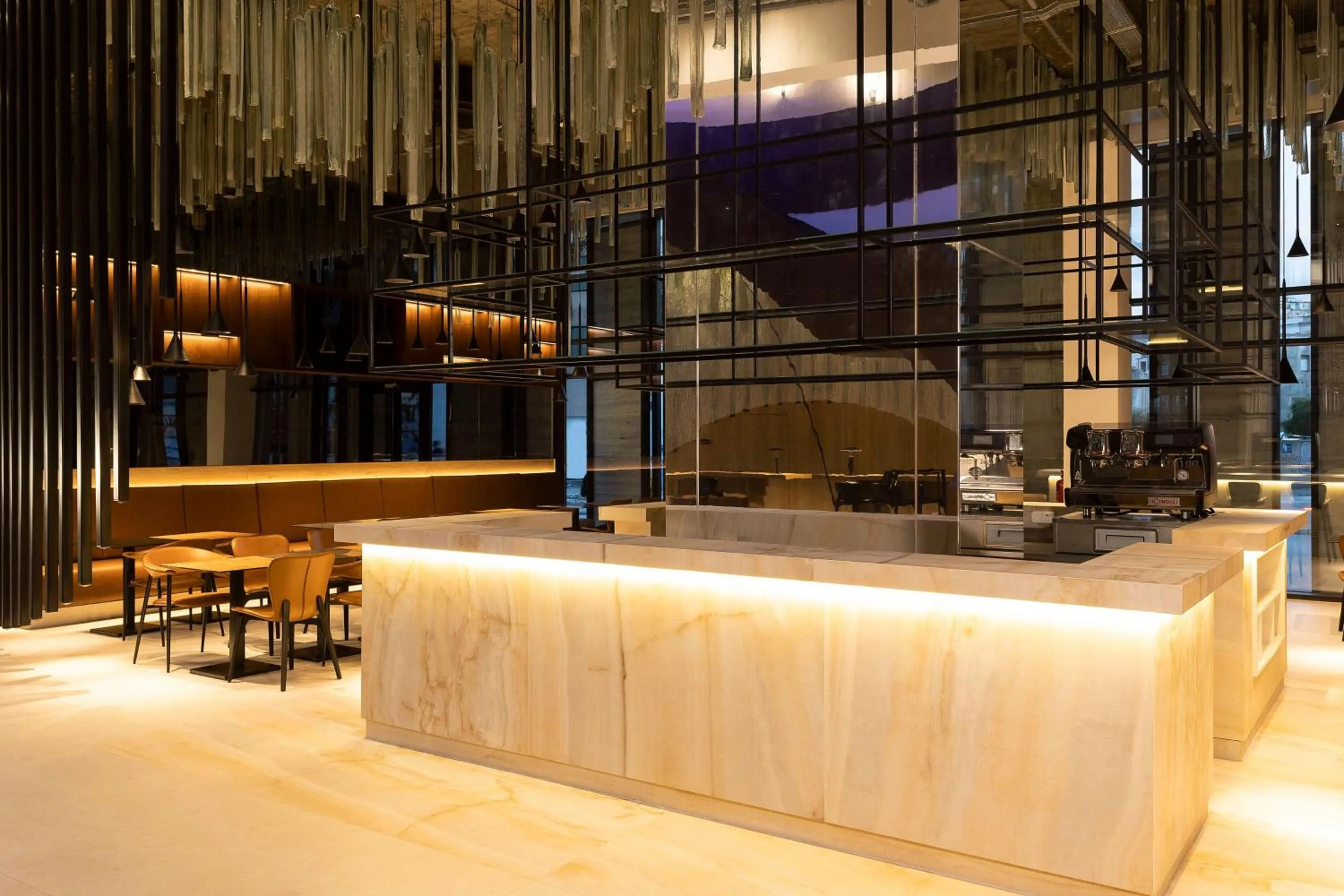 Lounge or bar in Radisson Hotel Tunis, City Center