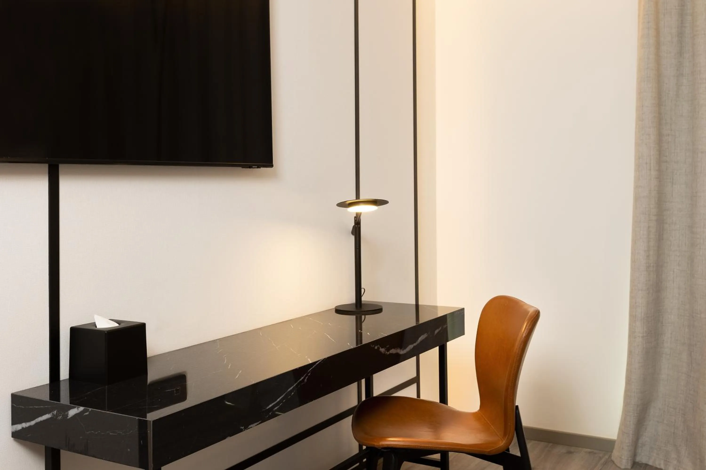 TV and multimedia in Radisson Hotel Tunis, City Center