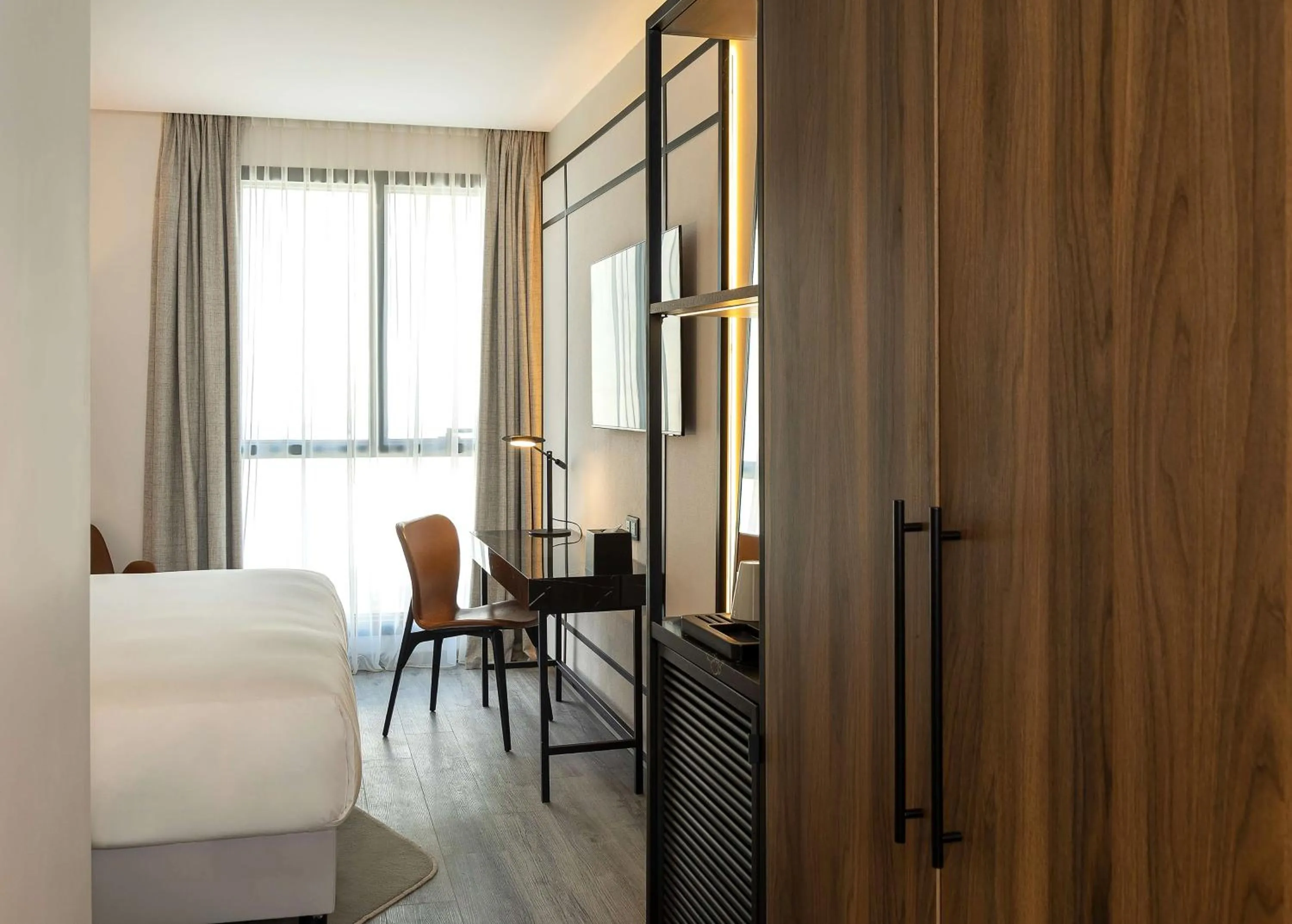 Bedroom, Bed in Radisson Hotel Tunis, City Center