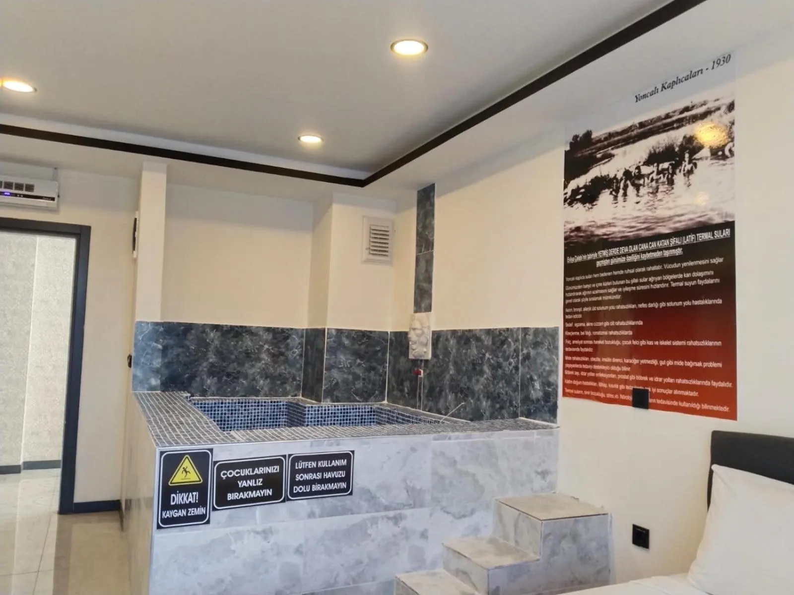 Swimming pool in Efe Termal