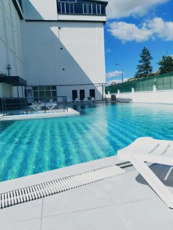 Swimming pool in Efe Termal