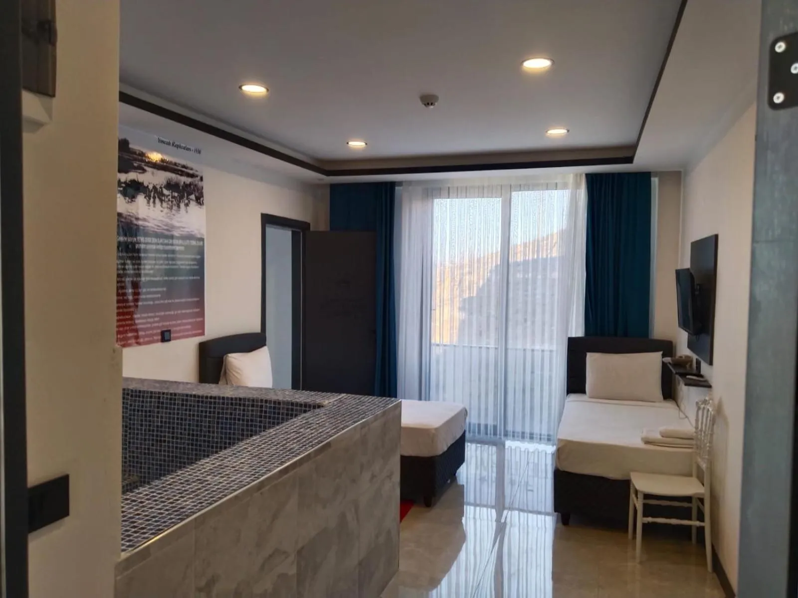 Photo of the whole room, Bed in Efe Termal