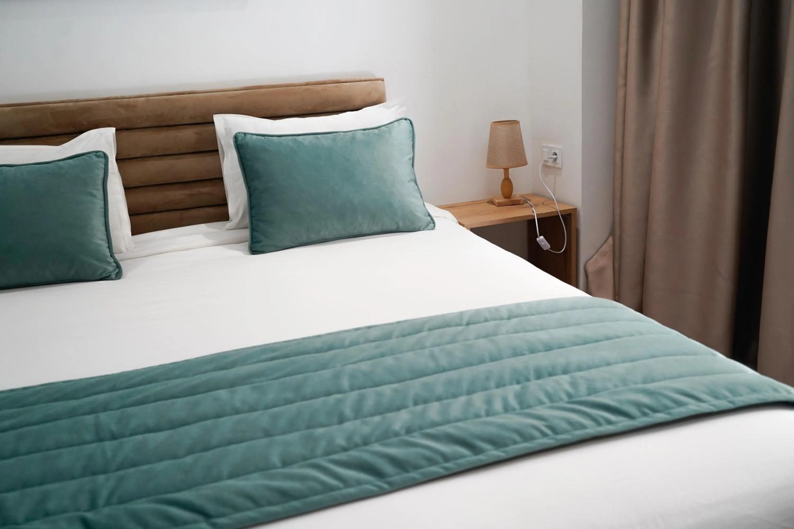 Bed in Hôtel Suisse Tunis