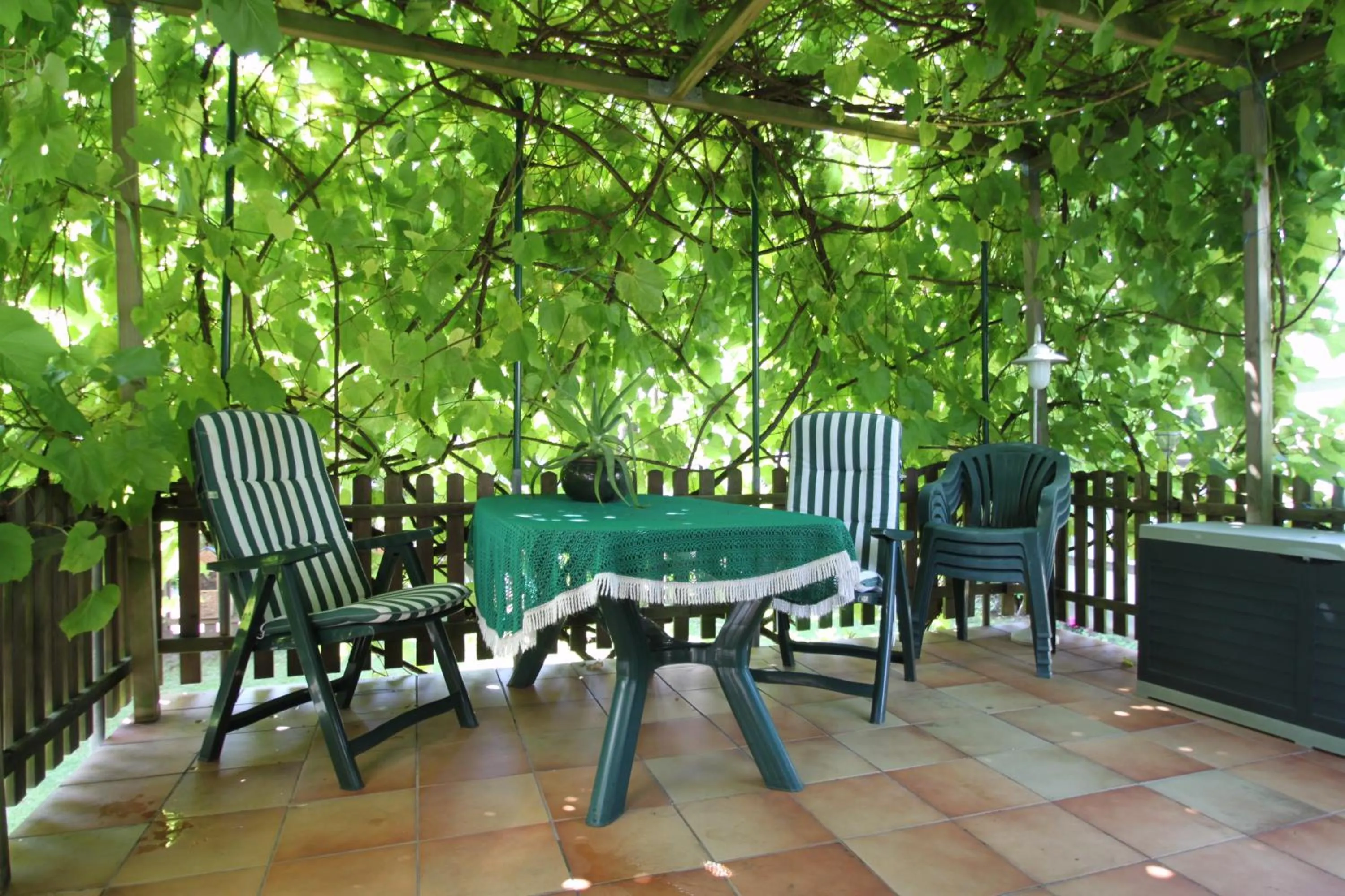 Balcony/Terrace in B&B am See Köln - Privatzimmer