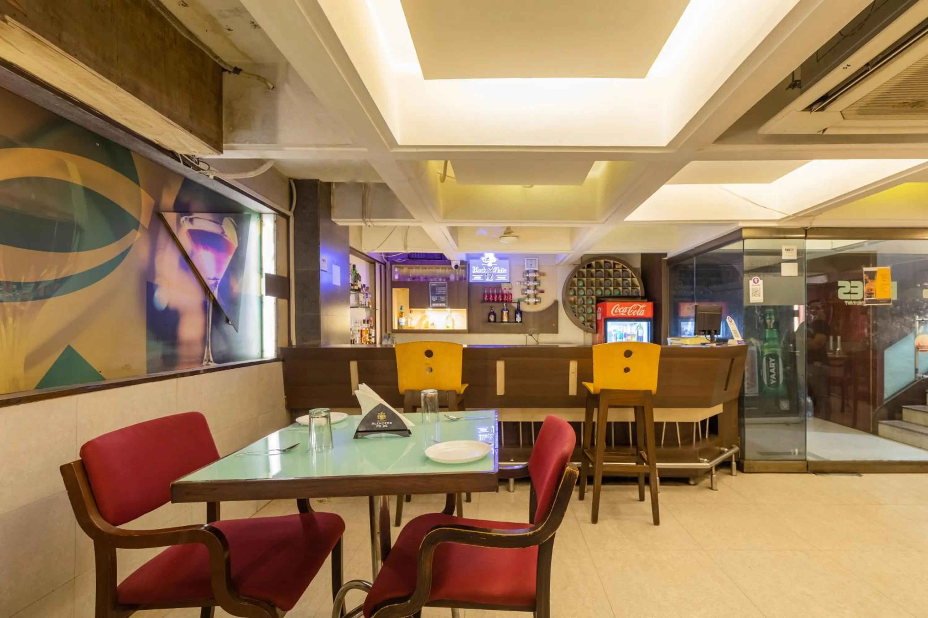 Lounge or bar in Hotel Kalinga