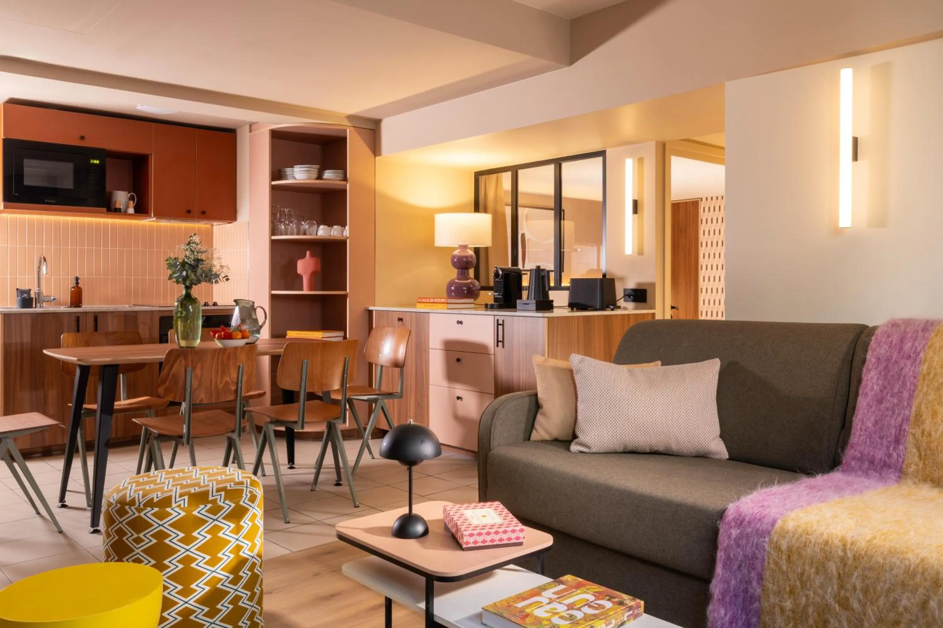 Living room in Yuna Montmartre - ApartHotel