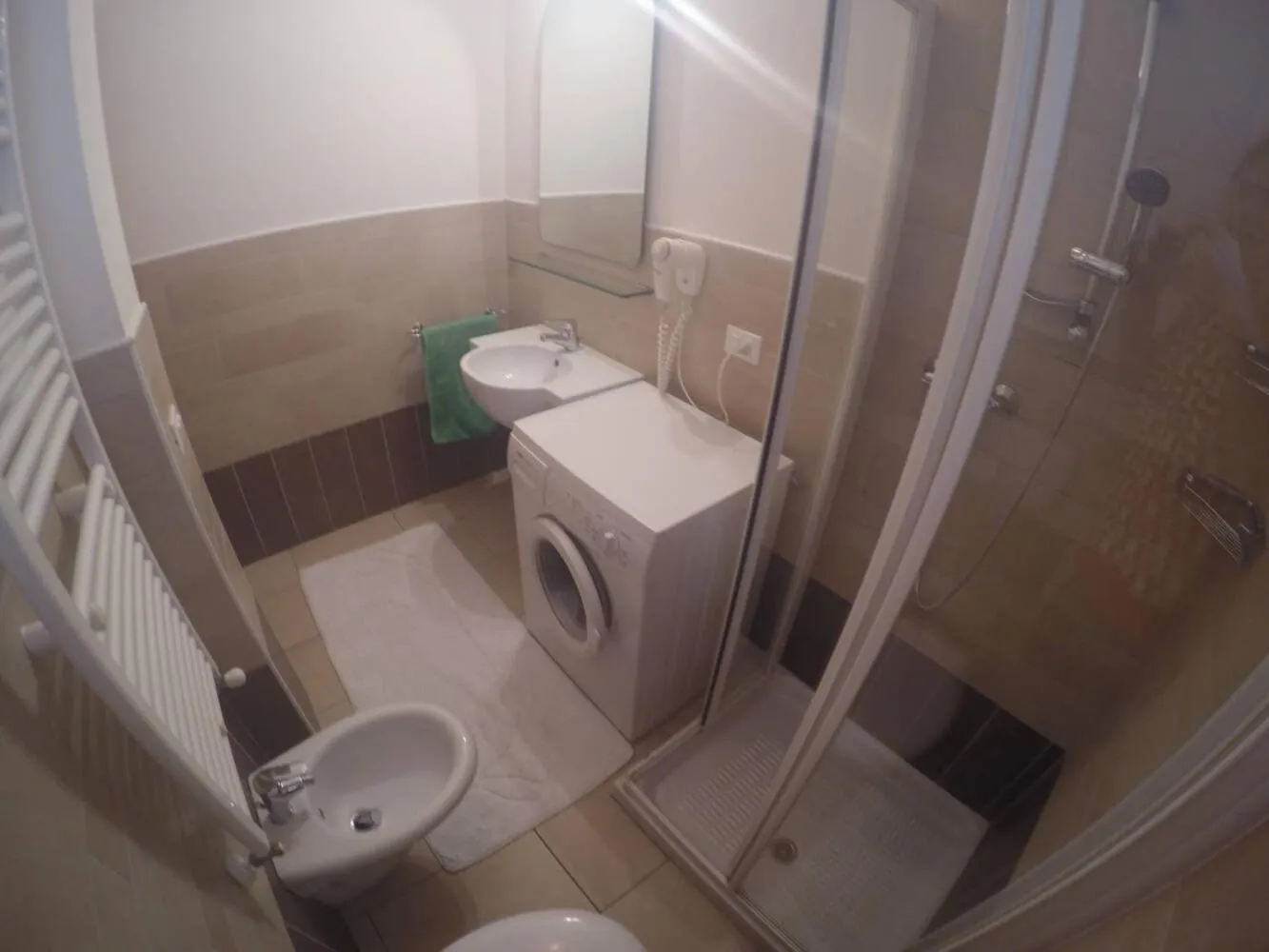 Bathroom in Residence Le Piramidi - Agenzia Cocal