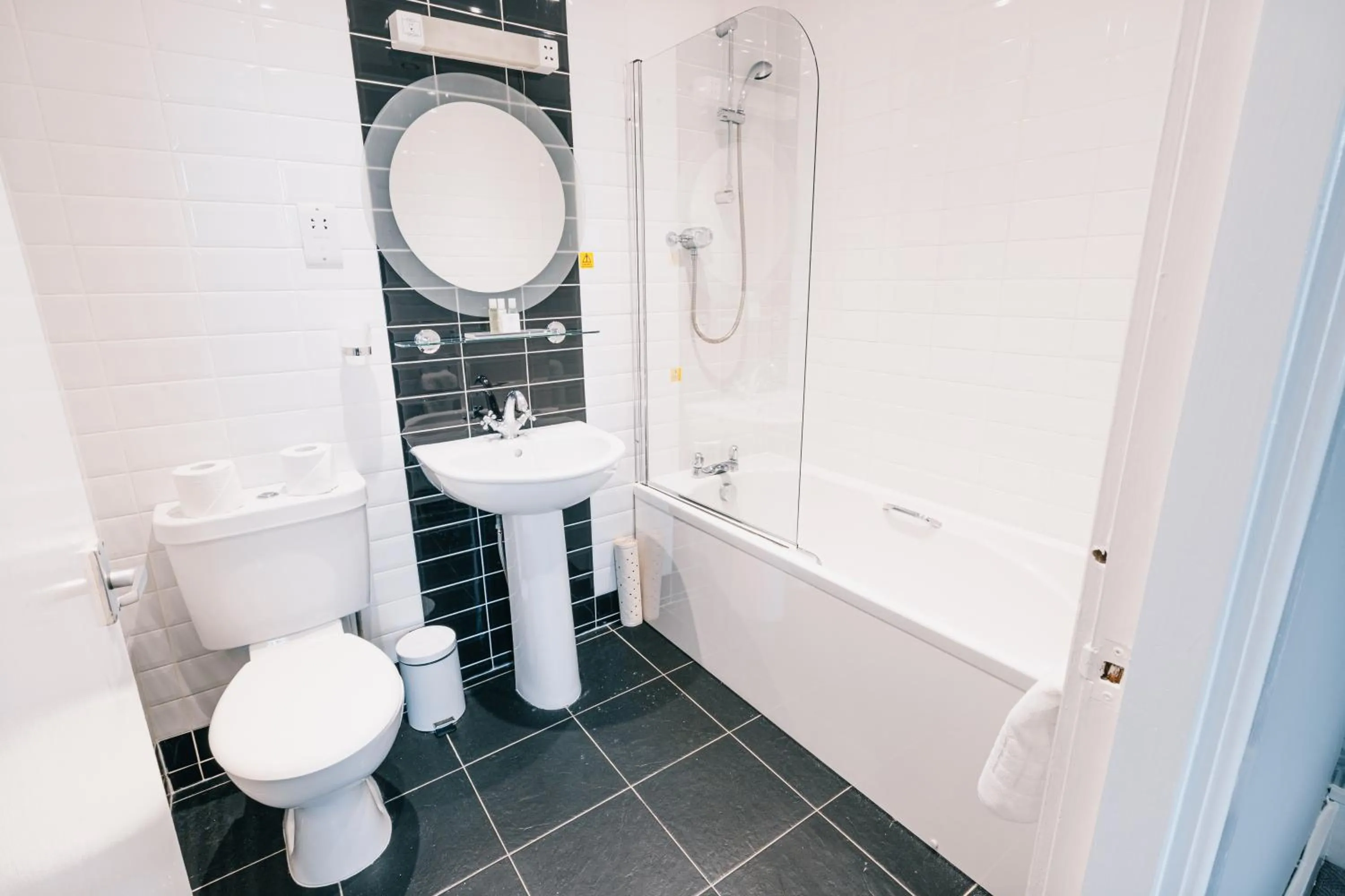 Shower in The Station Hotel