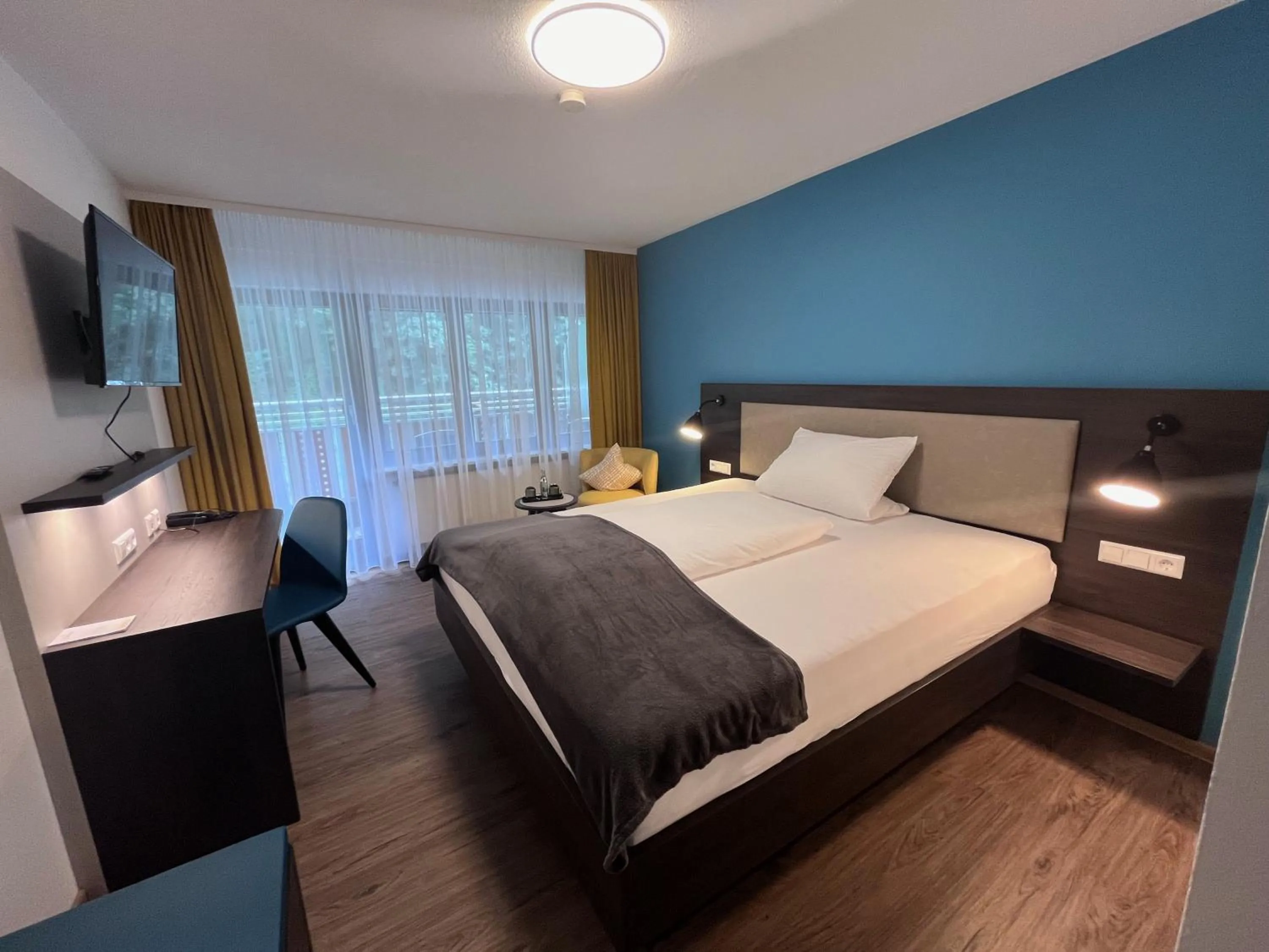 Photo of the whole room, Bed in Gasthof Eyachperle