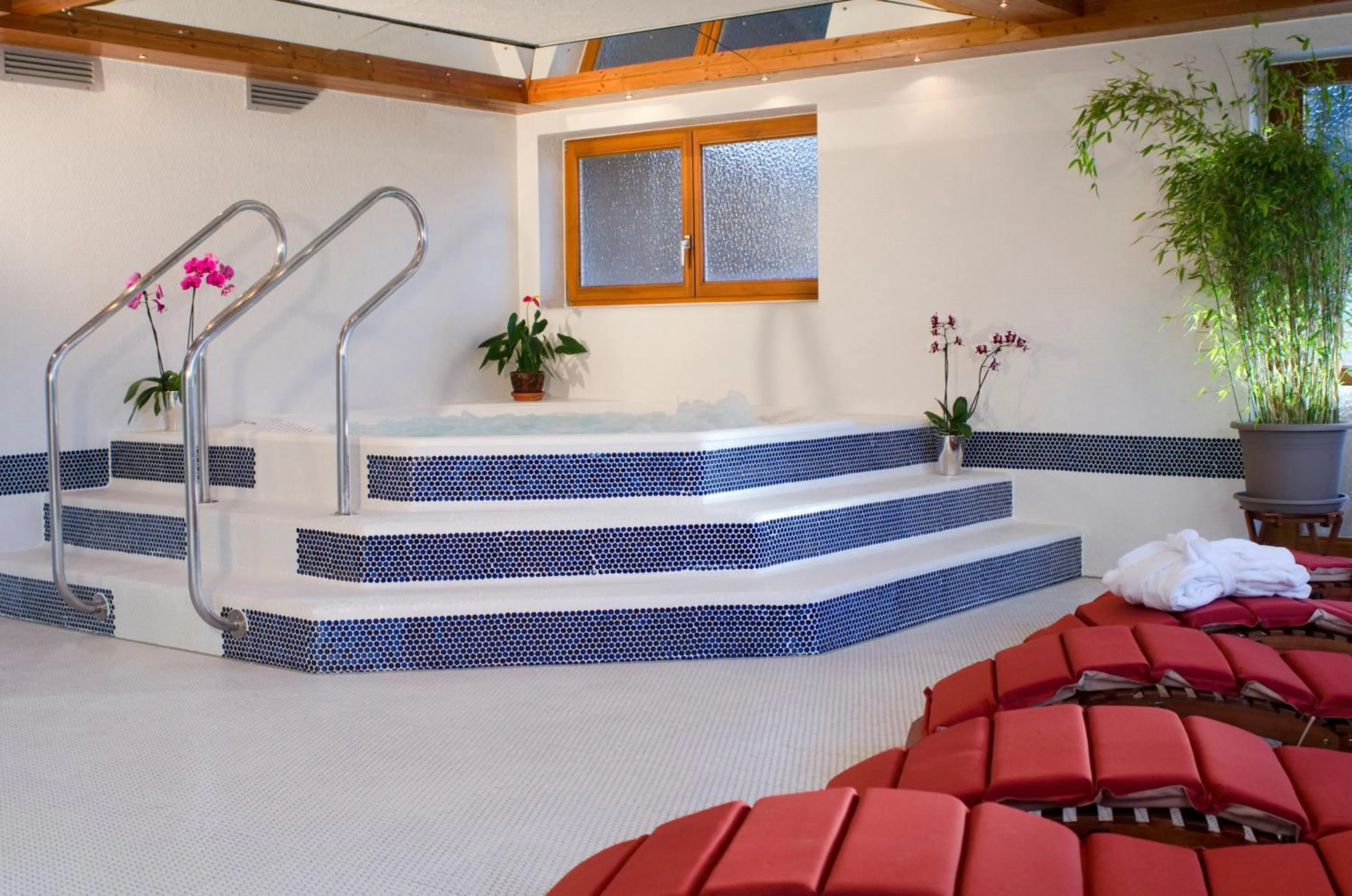 Spa and wellness centre/facilities in Schreyers Hotel Restaurant Mutzel