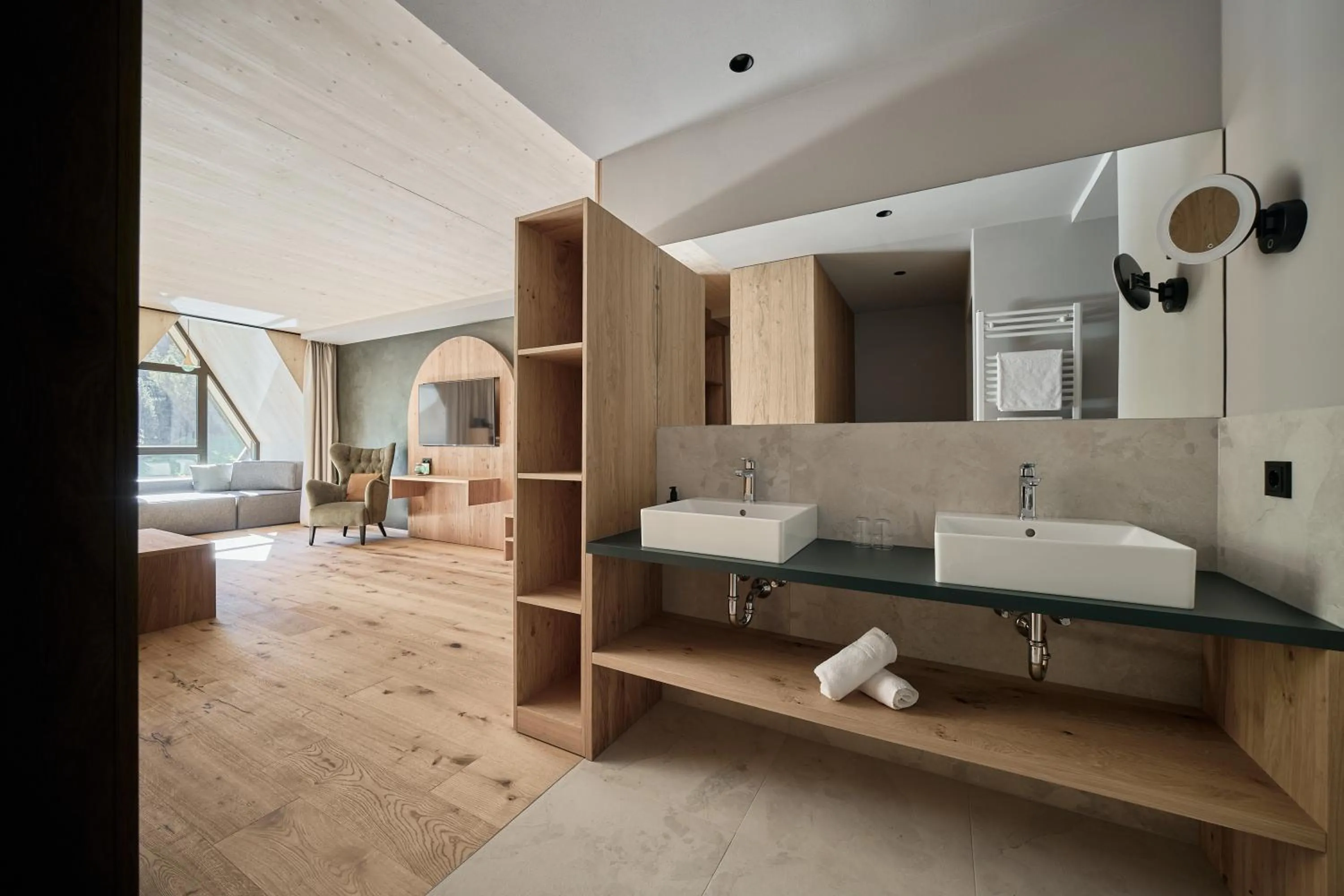 Photo of the whole room in Berghotel