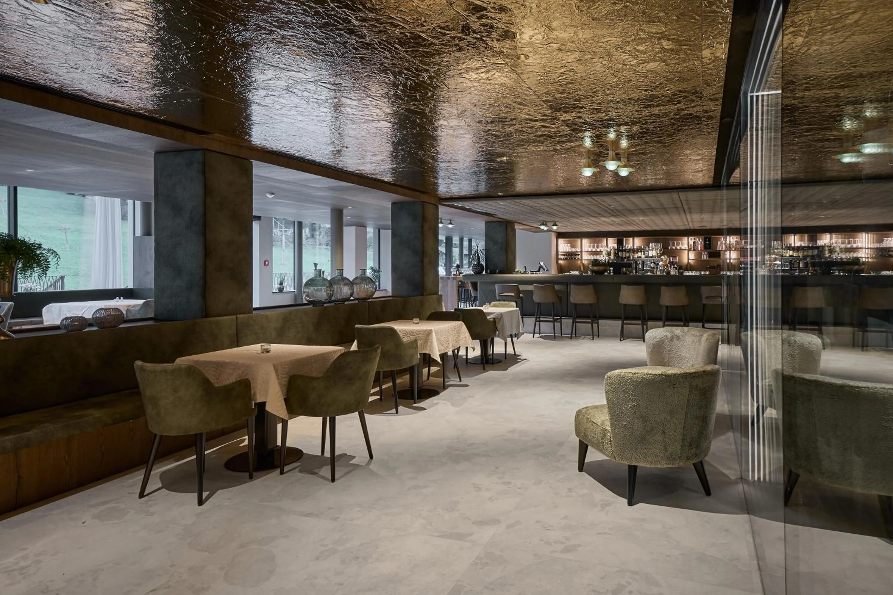 Restaurant/places to eat in Berghotel