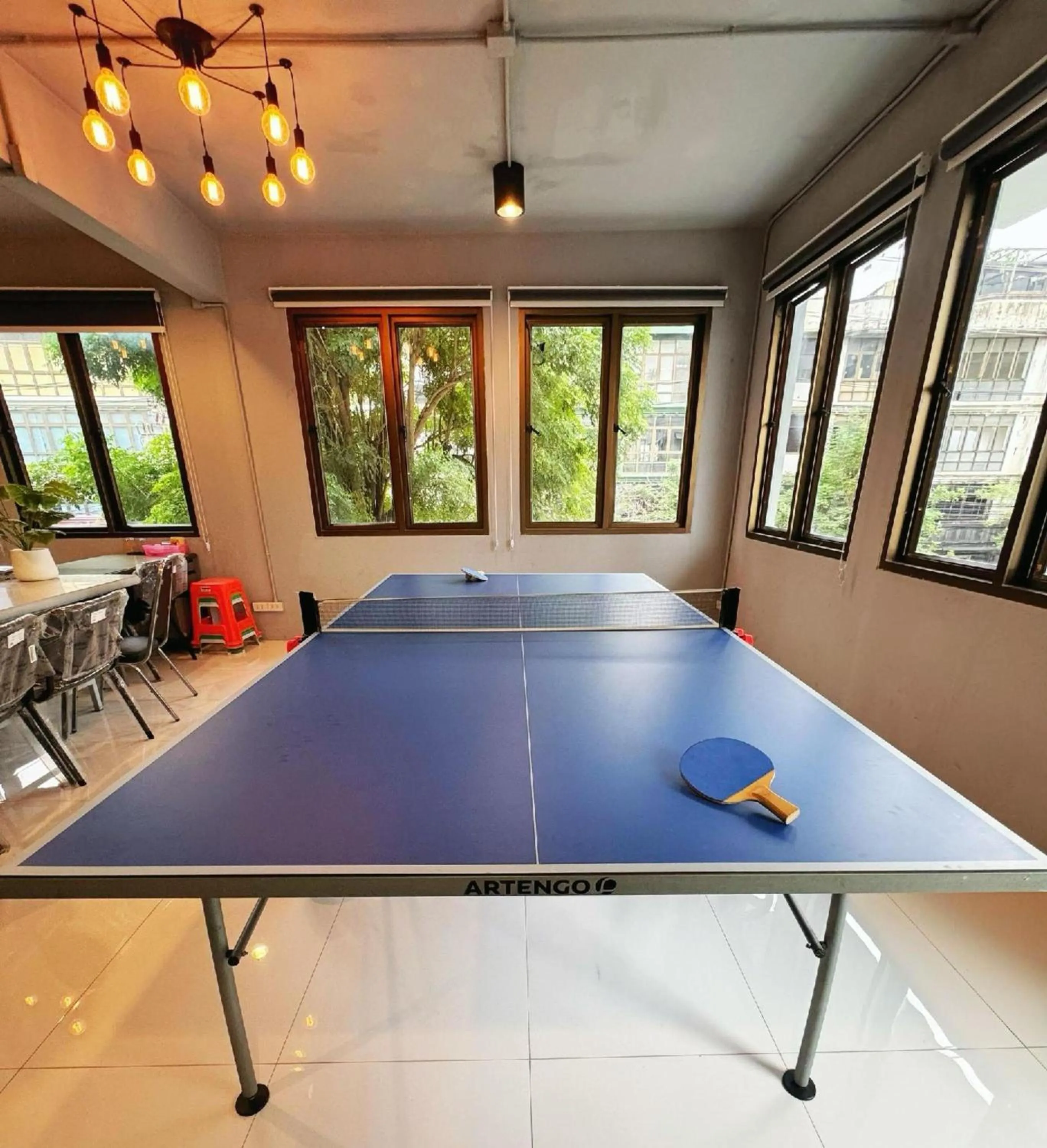 Game Room in OYO 75465 Lucky Hostel - Huai Khwang