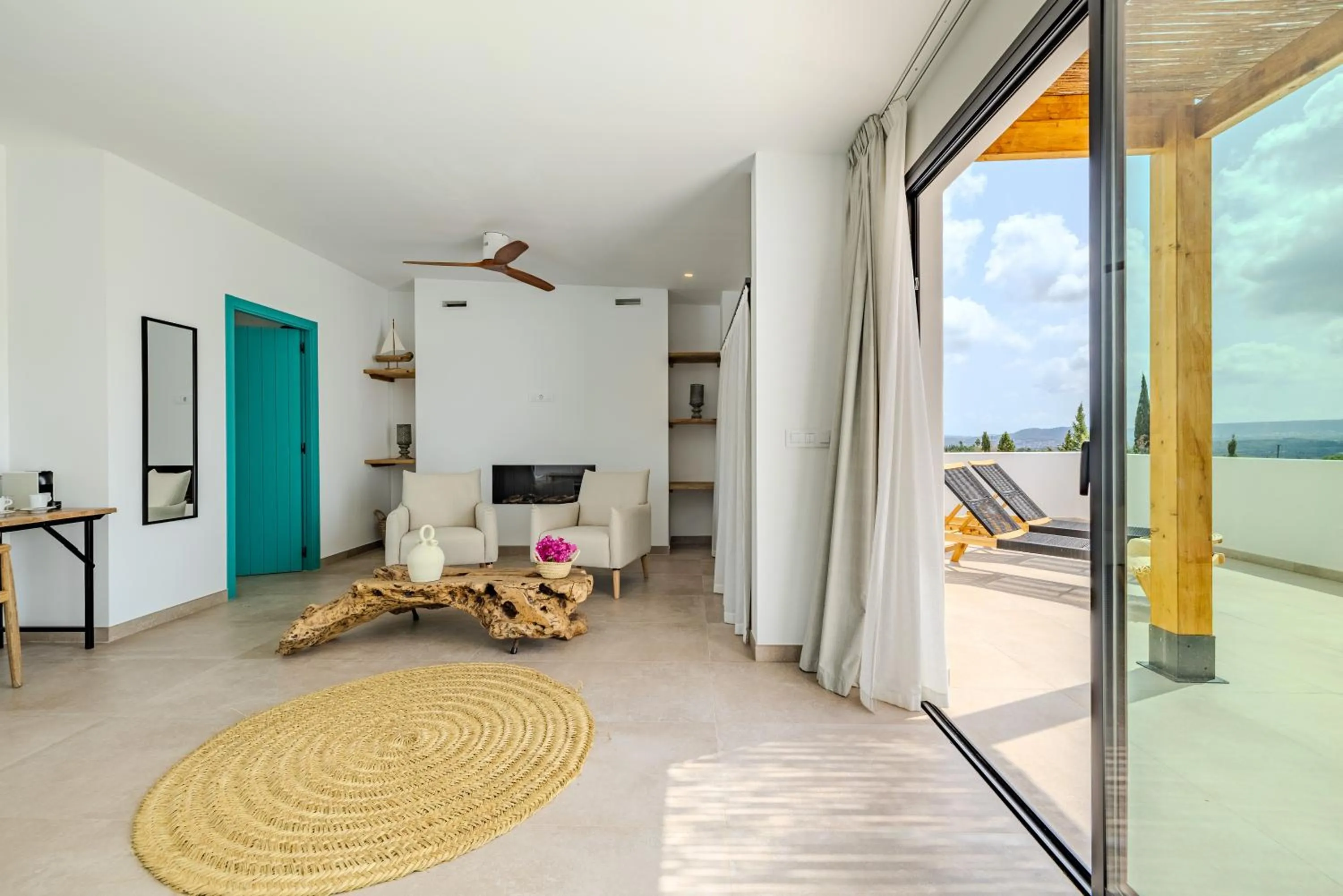 Property building in Hotel Boutique Mi Almazara