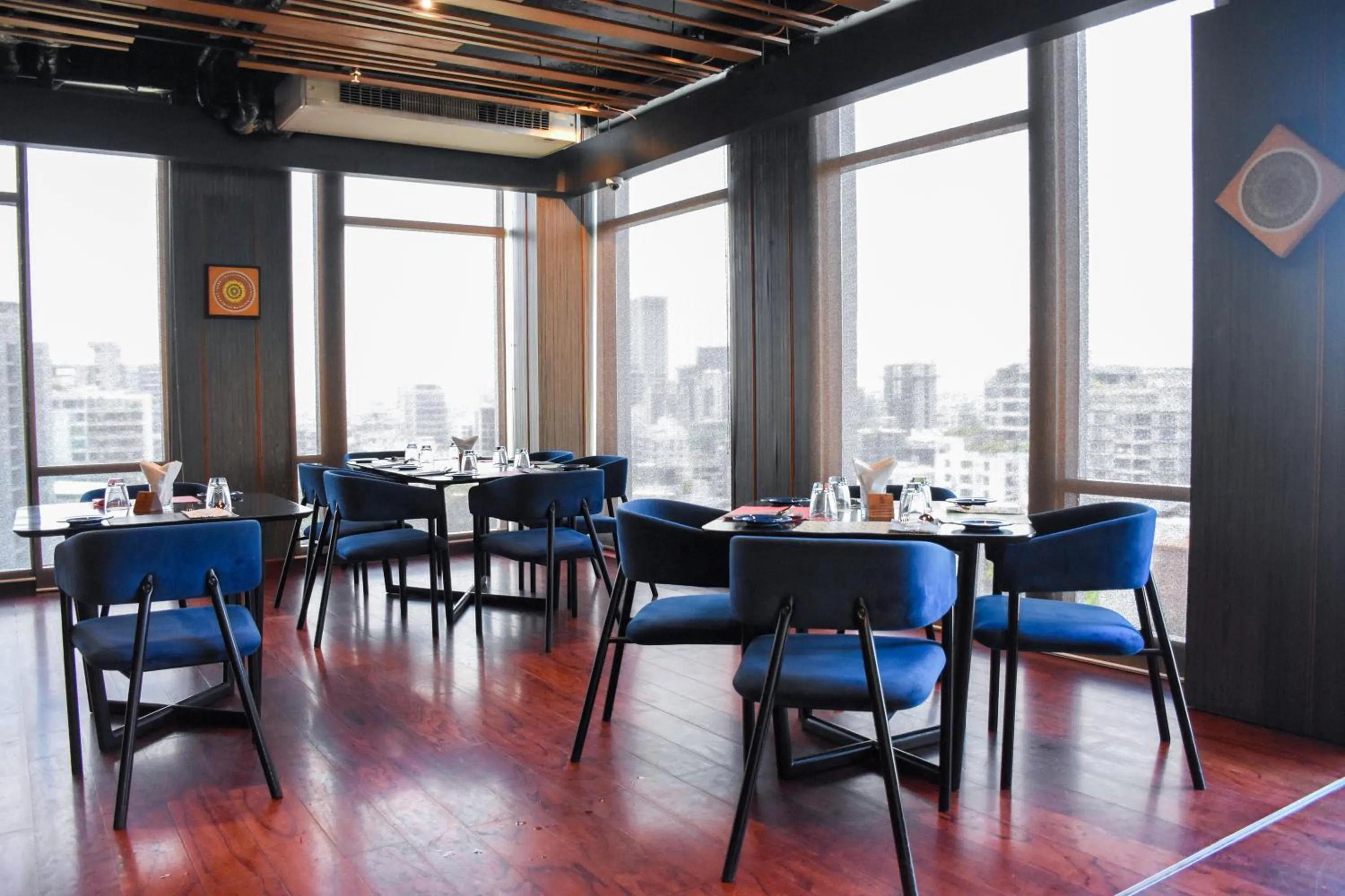 Restaurant/places to eat in Amari Dhaka