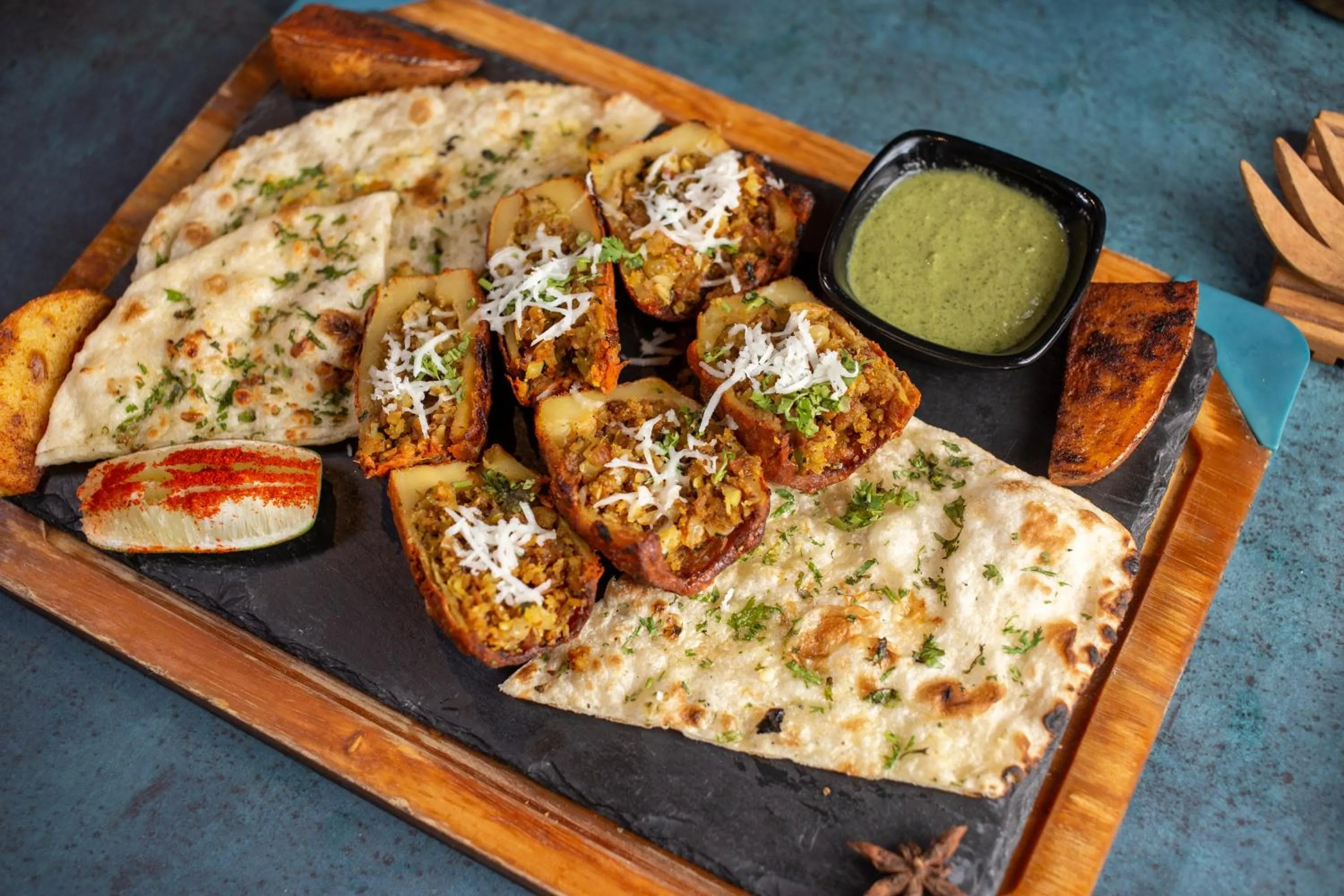 Food and drinks in Amari Dhaka