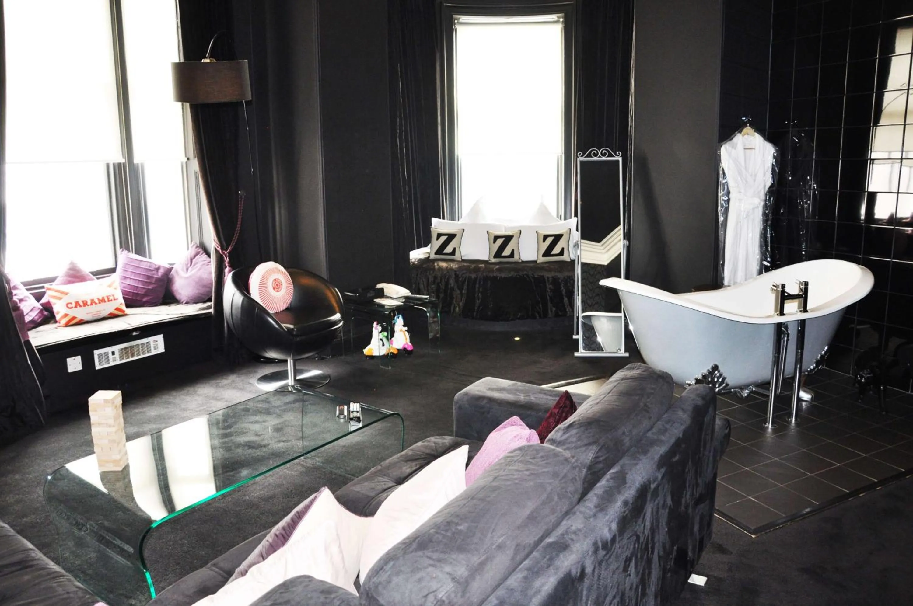 Bathroom, Restaurant/Places to Eat in Carmelite Hotel; BW Signature Collection