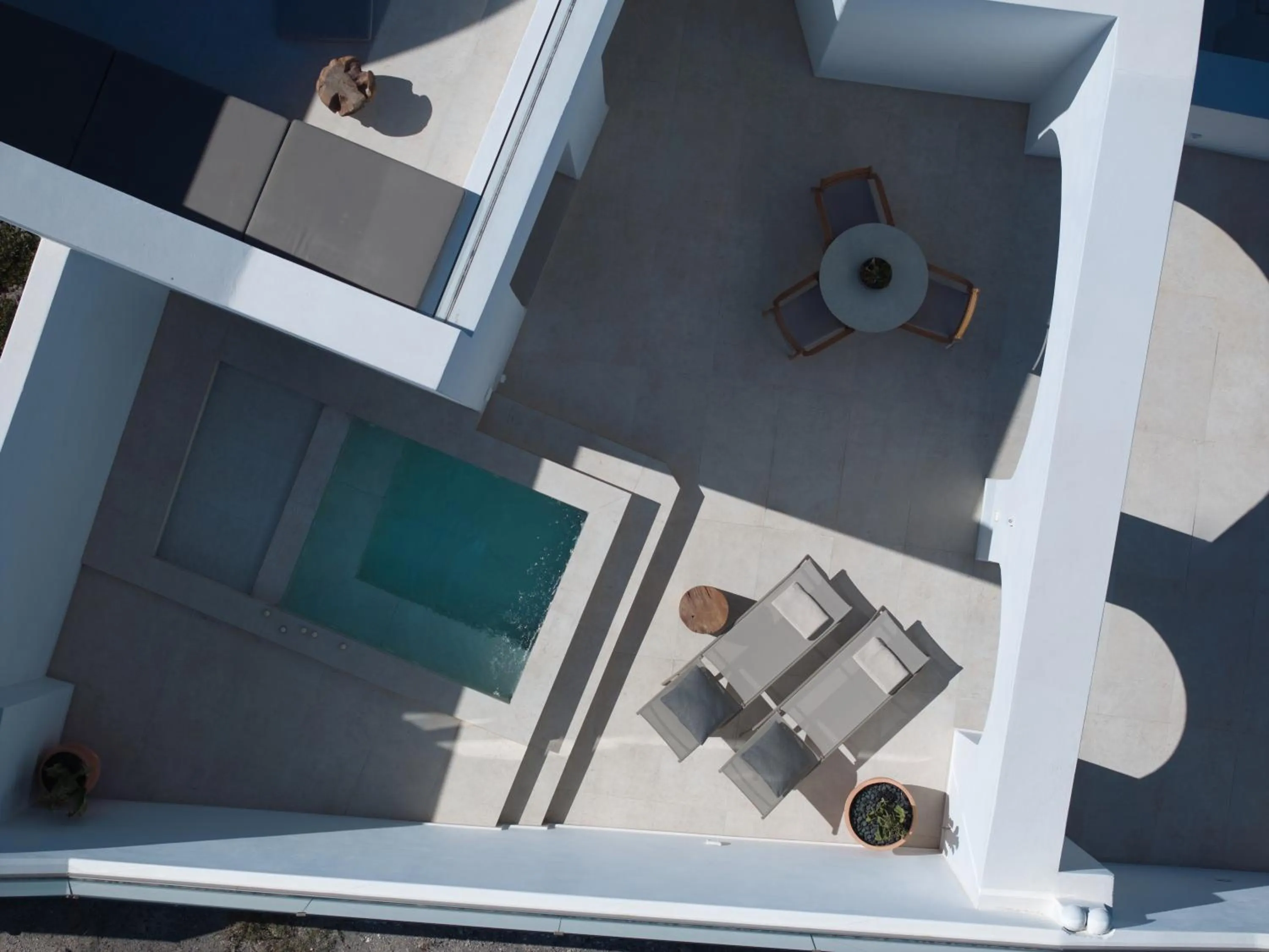 Patio in Omna Caldera Suites