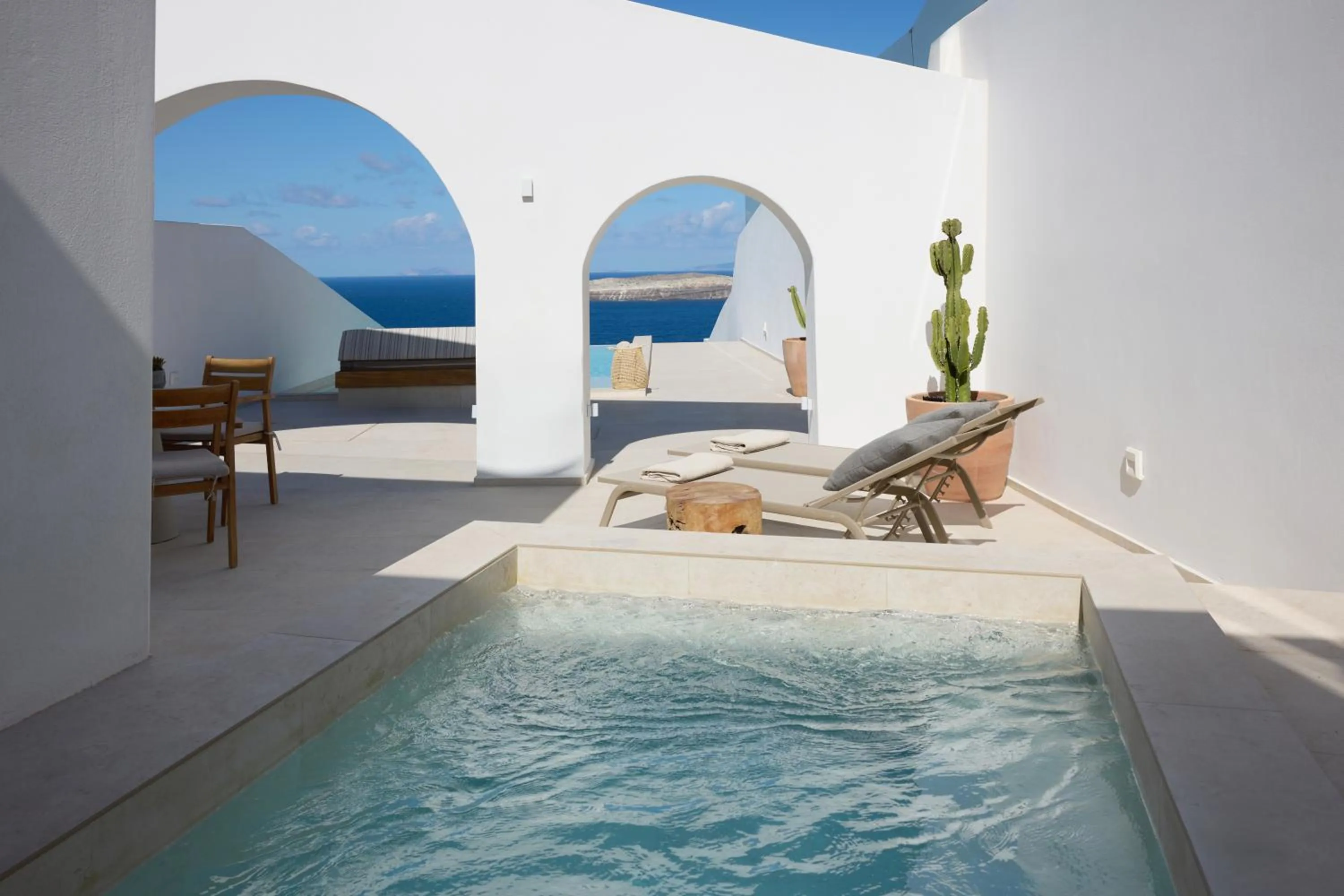 Patio in Omna Caldera Suites